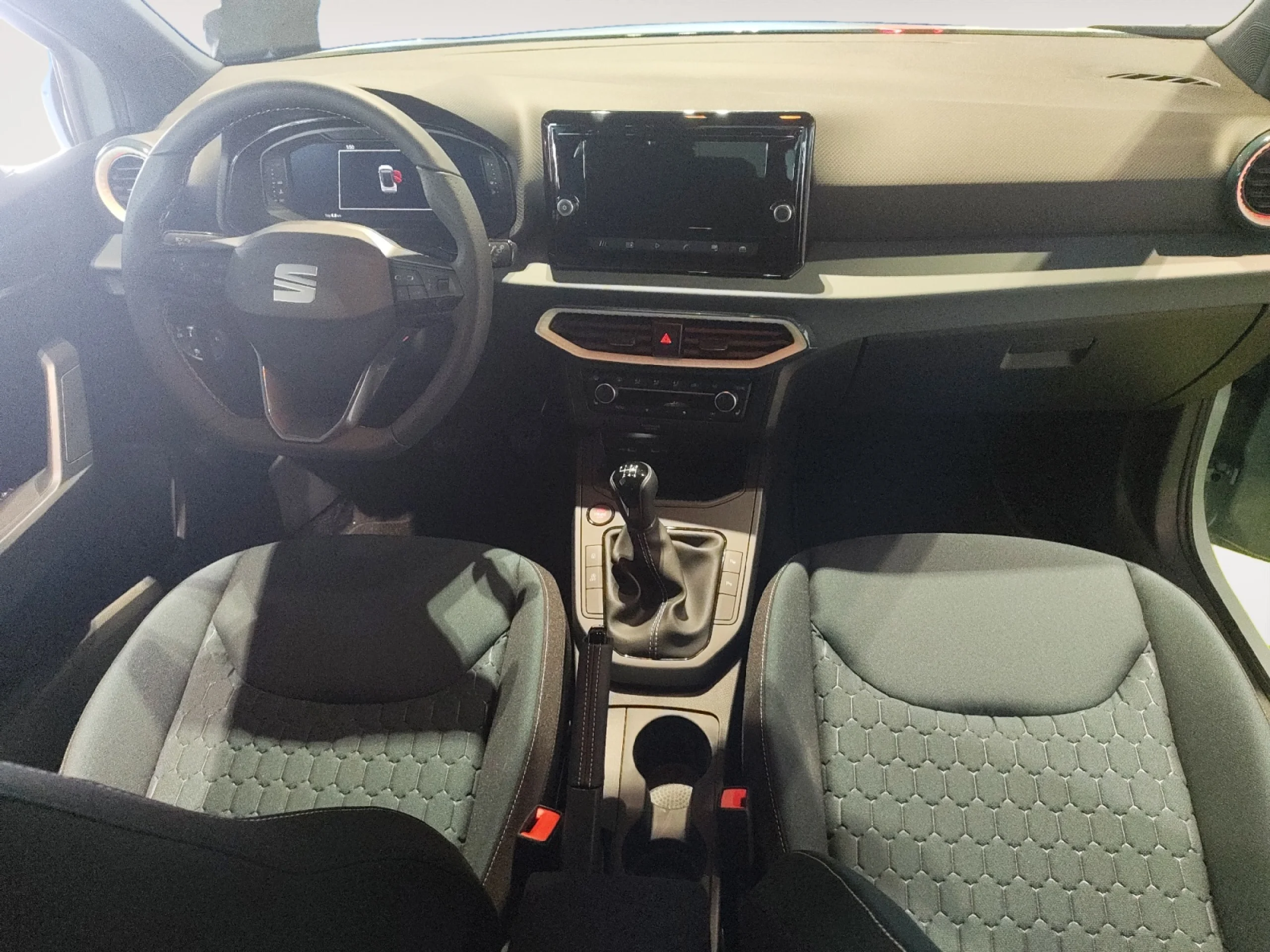 SEAT ARONA 1.0 TSI 85KW (115CV) START&STOP STYLE+ - Foto 4