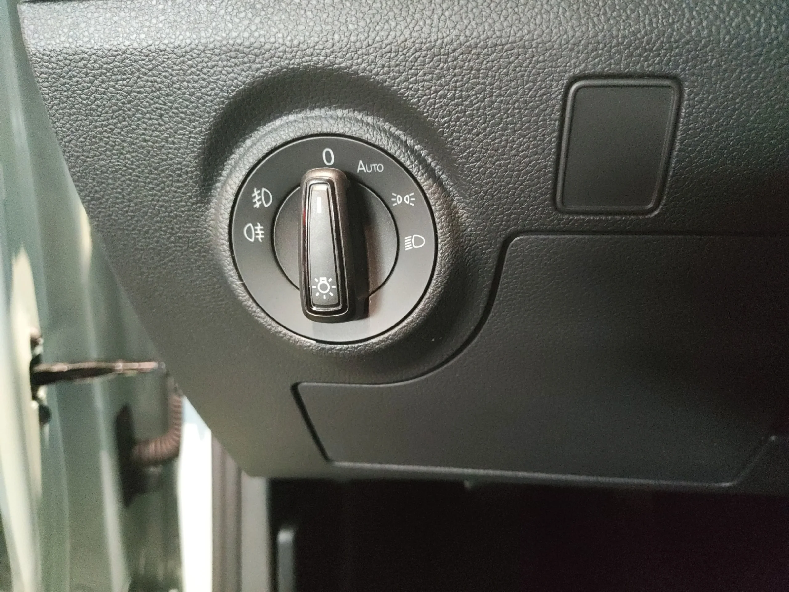 SEAT ARONA 1.0 TSI 85KW (115CV) START&STOP STYLE+ - Foto 14