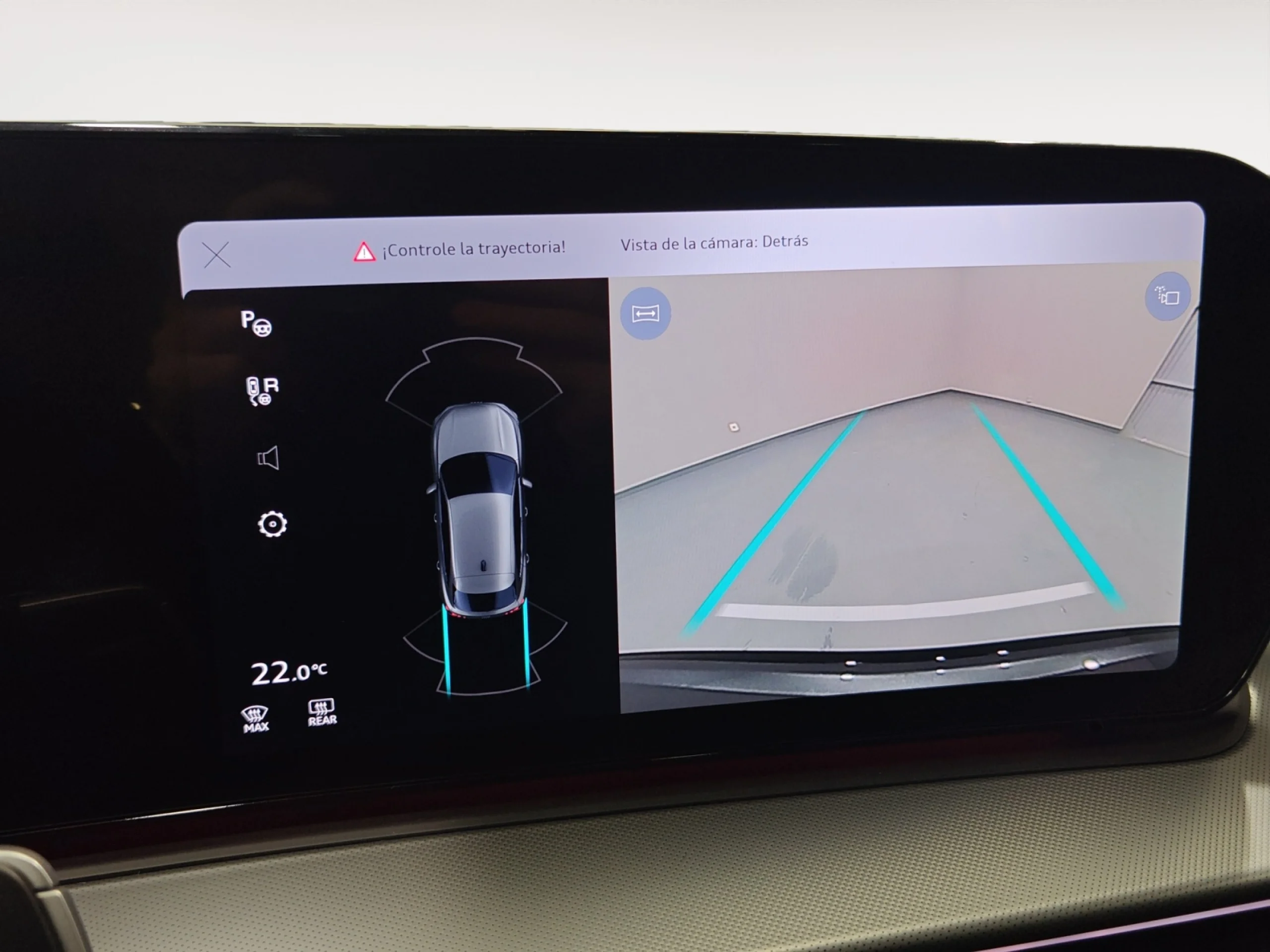 AUDI Q3 Q3 SPORTBACK LAUNCH EDITION TFSI  110 KW S TRONIC - Foto 16