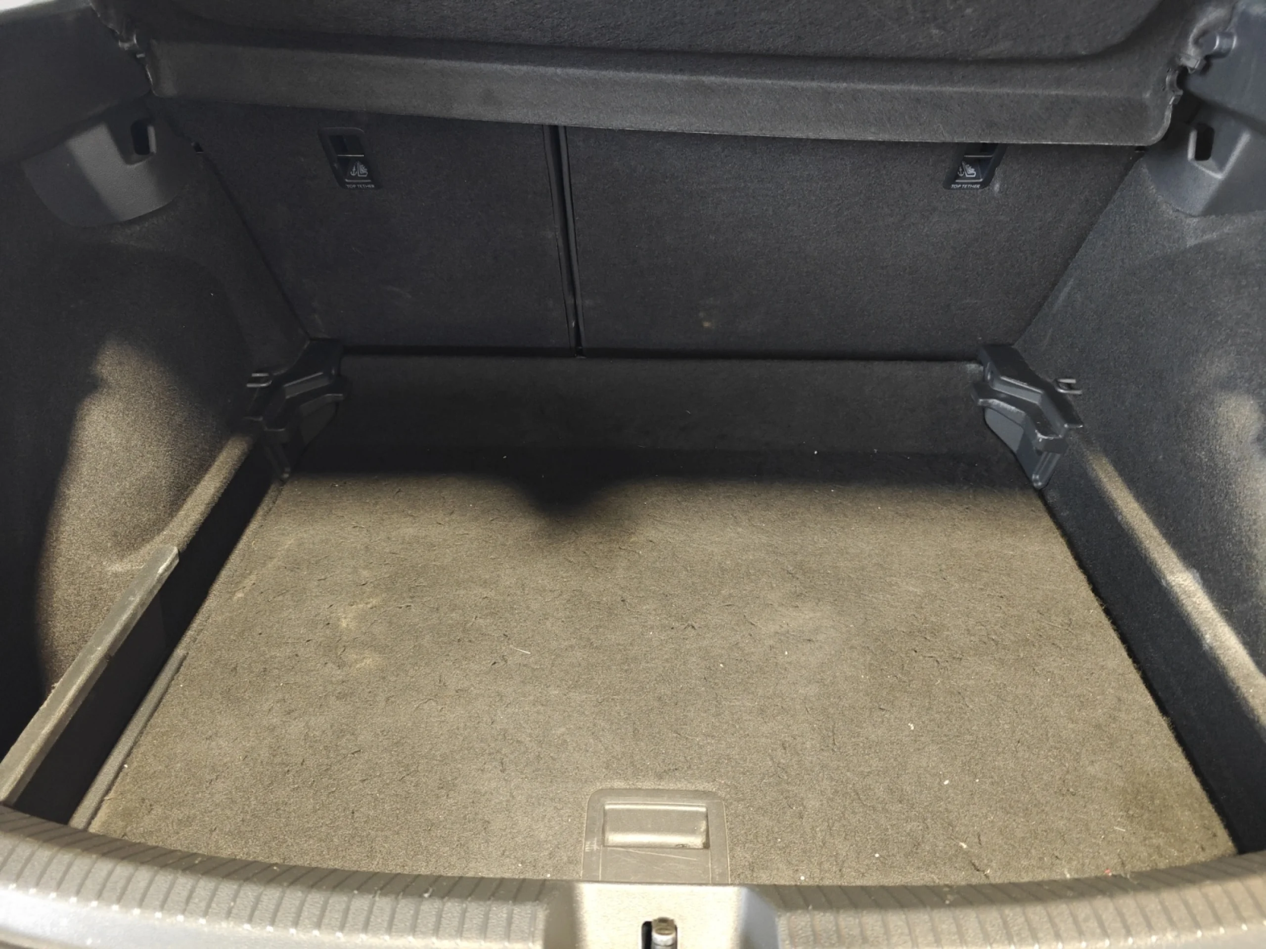 VOLKSWAGEN TAIGO R LINE 1.0 TSI 81KW (110CV) DSG - Foto 7