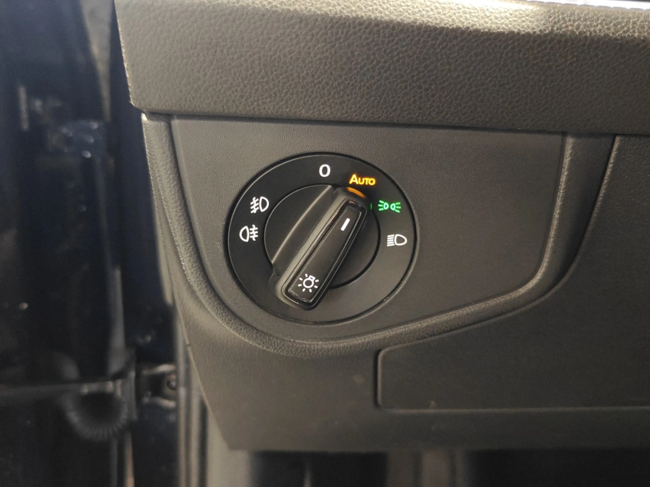 VOLKSWAGEN TAIGO R LINE 1.0 TSI 81KW (110CV) DSG - Foto 12