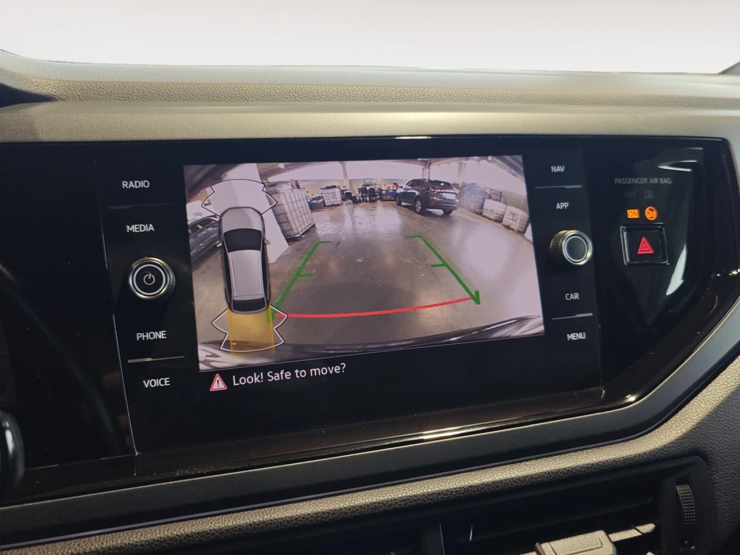 VOLKSWAGEN TAIGO R LINE 1.0 TSI 81KW (110CV) DSG - Foto 16