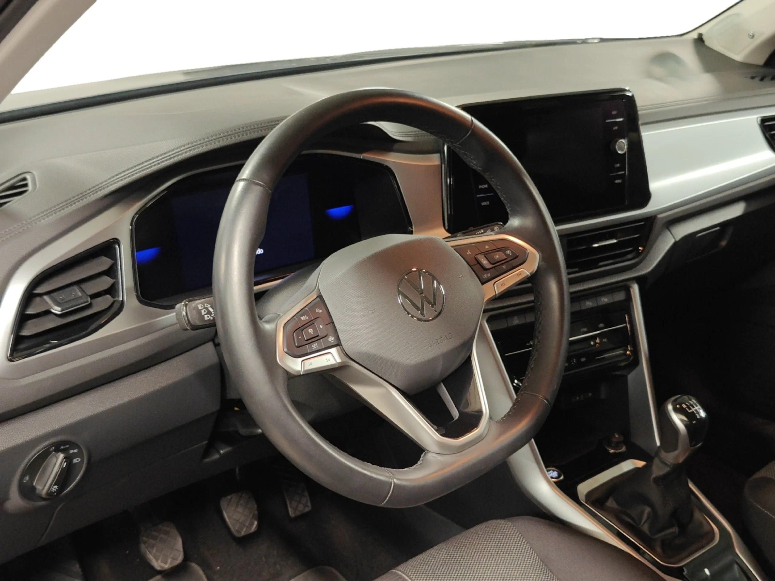 VOLKSWAGEN T ROC ··MÁS·· 1.0 TSI 85KW (115CV) - Foto 9