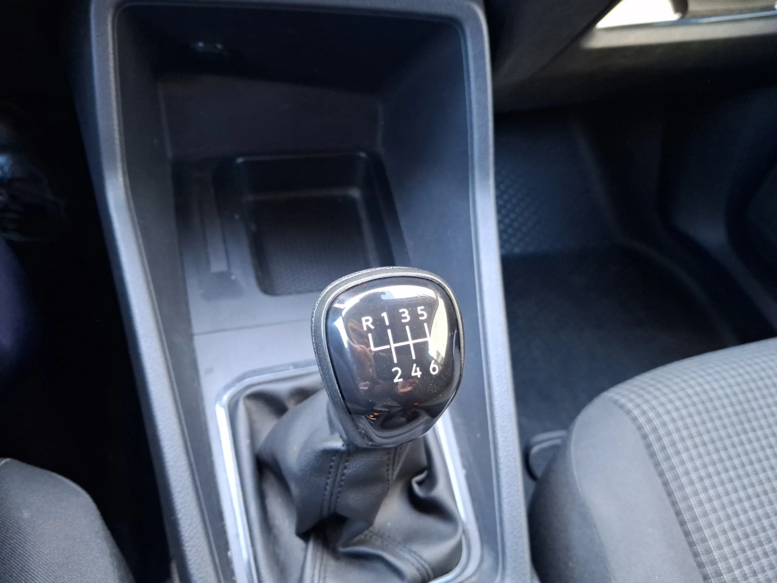 VOLKSWAGEN CADDY FURGÓN 2.0TDI 4M 90KW - Foto 11