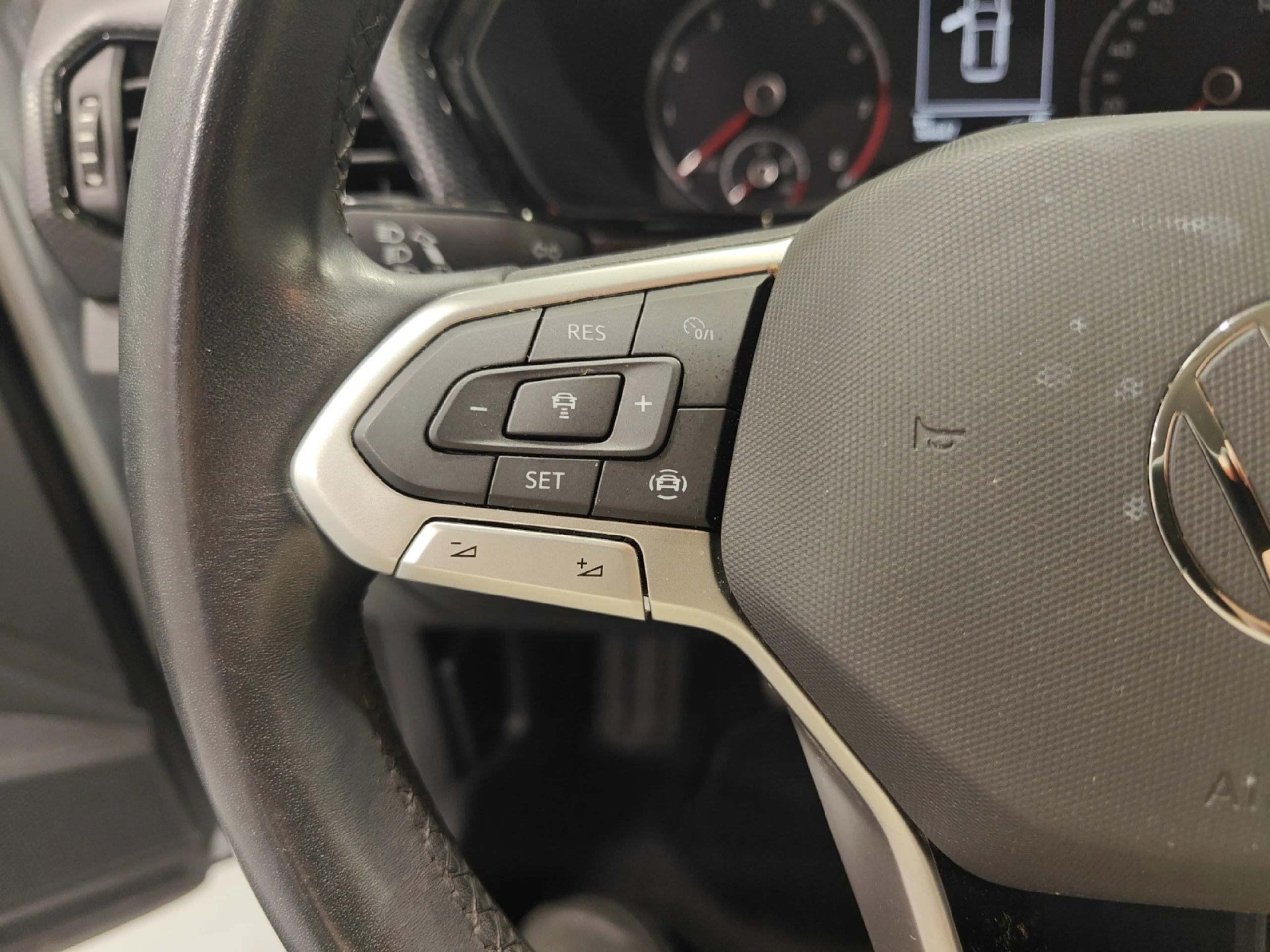 VOLKSWAGEN T CROSS ··MÁS·· 1.0 TSI 85KW (116CV) - Foto 11