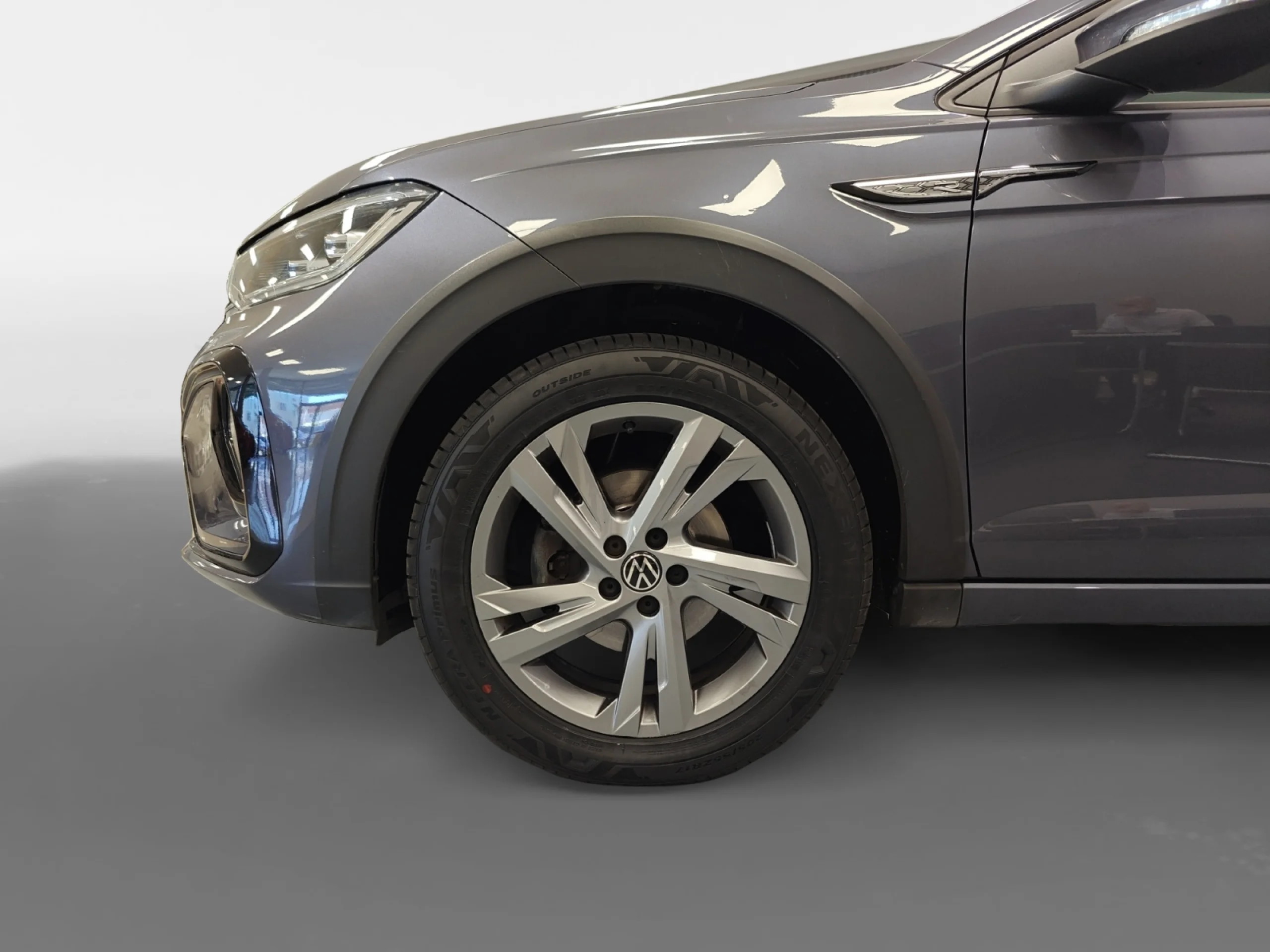 VOLKSWAGEN TAIGO R LINE 1.0 TSI 81KW (110CV) DSG - Foto 8