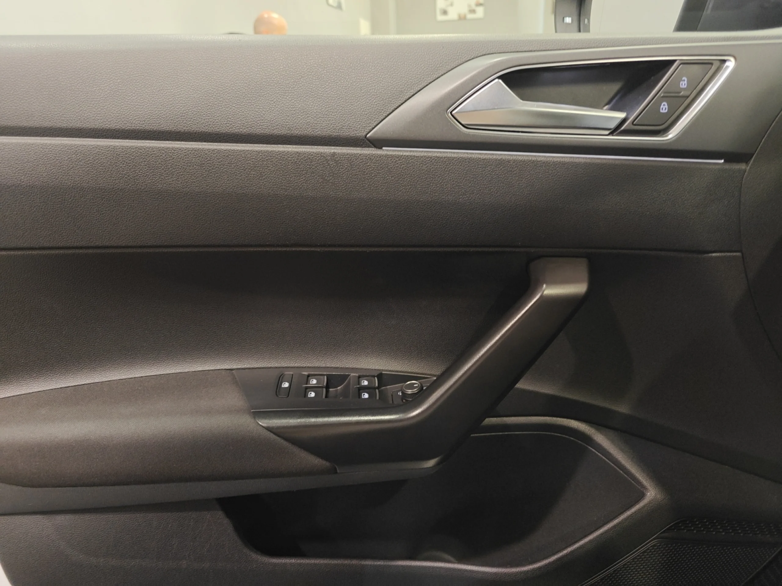 VOLKSWAGEN TAIGO R LINE 1.0 TSI 81KW (110CV) DSG - Foto 13