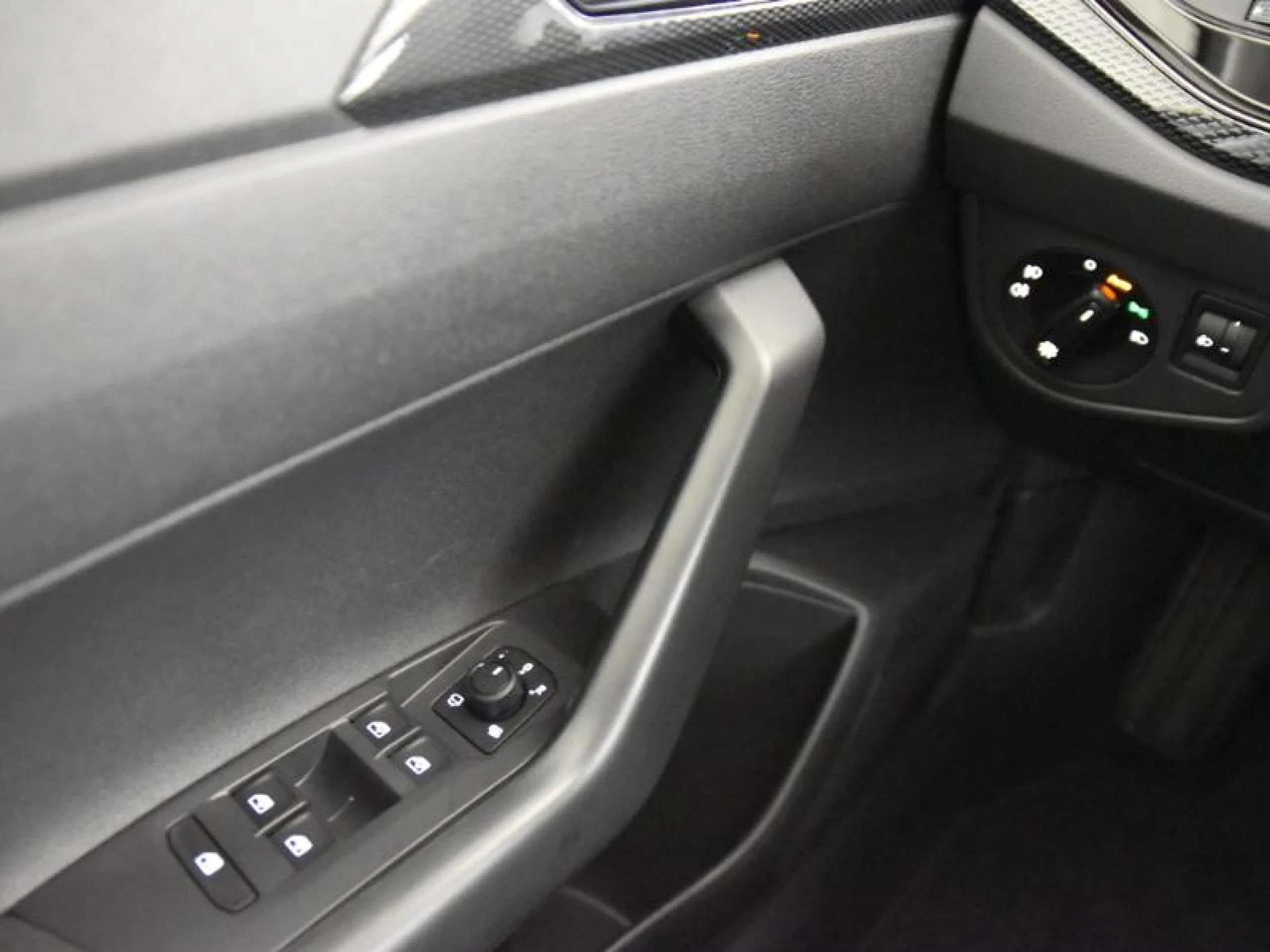 VOLKSWAGEN TAIGO TAIGO MÁS  1.0 TSI 85 KW (116 CV )  AUTOMÁTICO DSG 7 VEL. - Foto 15