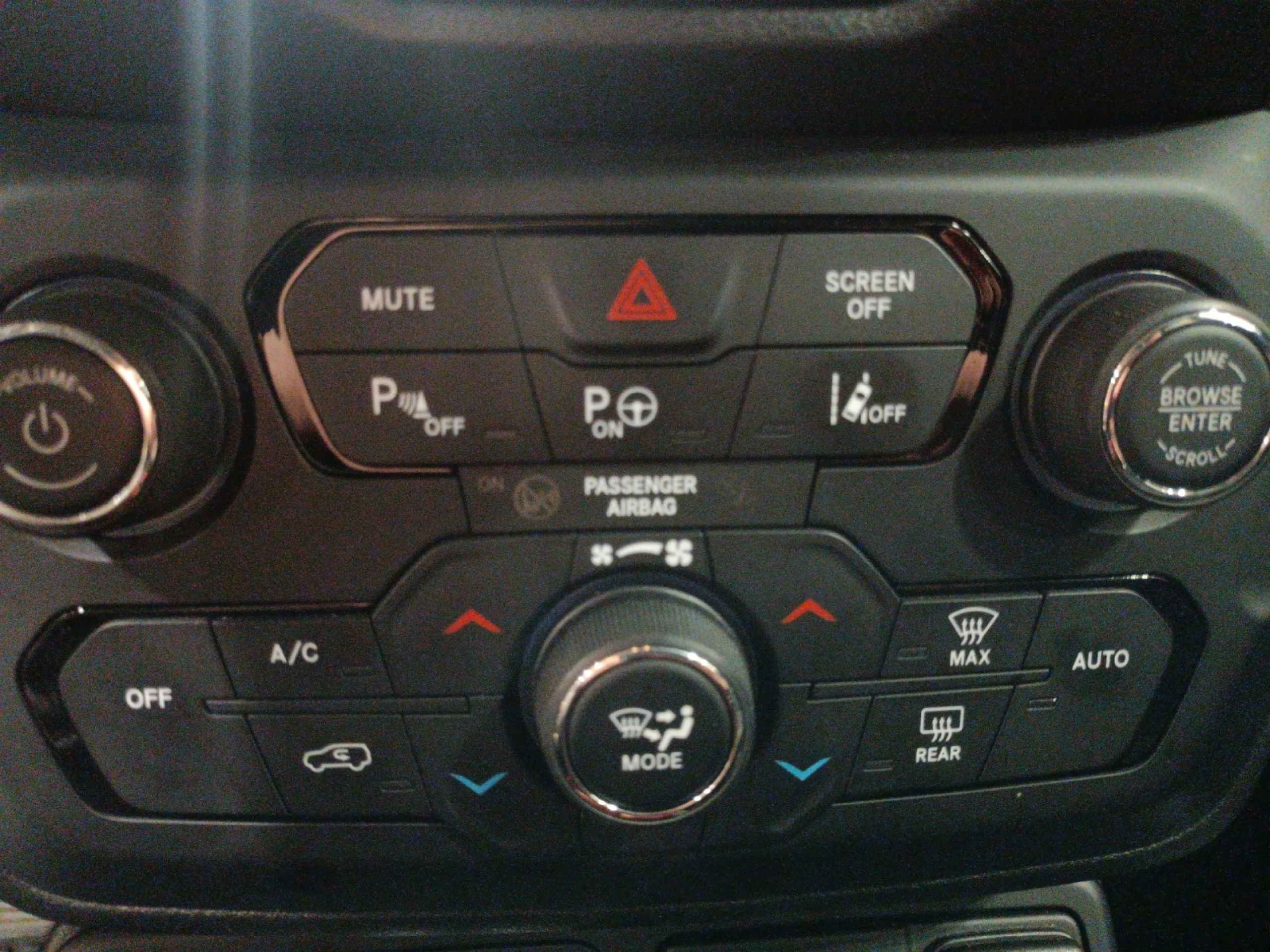 JEEP RENEGADE TRAILHAWK 1.3 PHEV 177KW (240CV) AT AWD - Foto 13