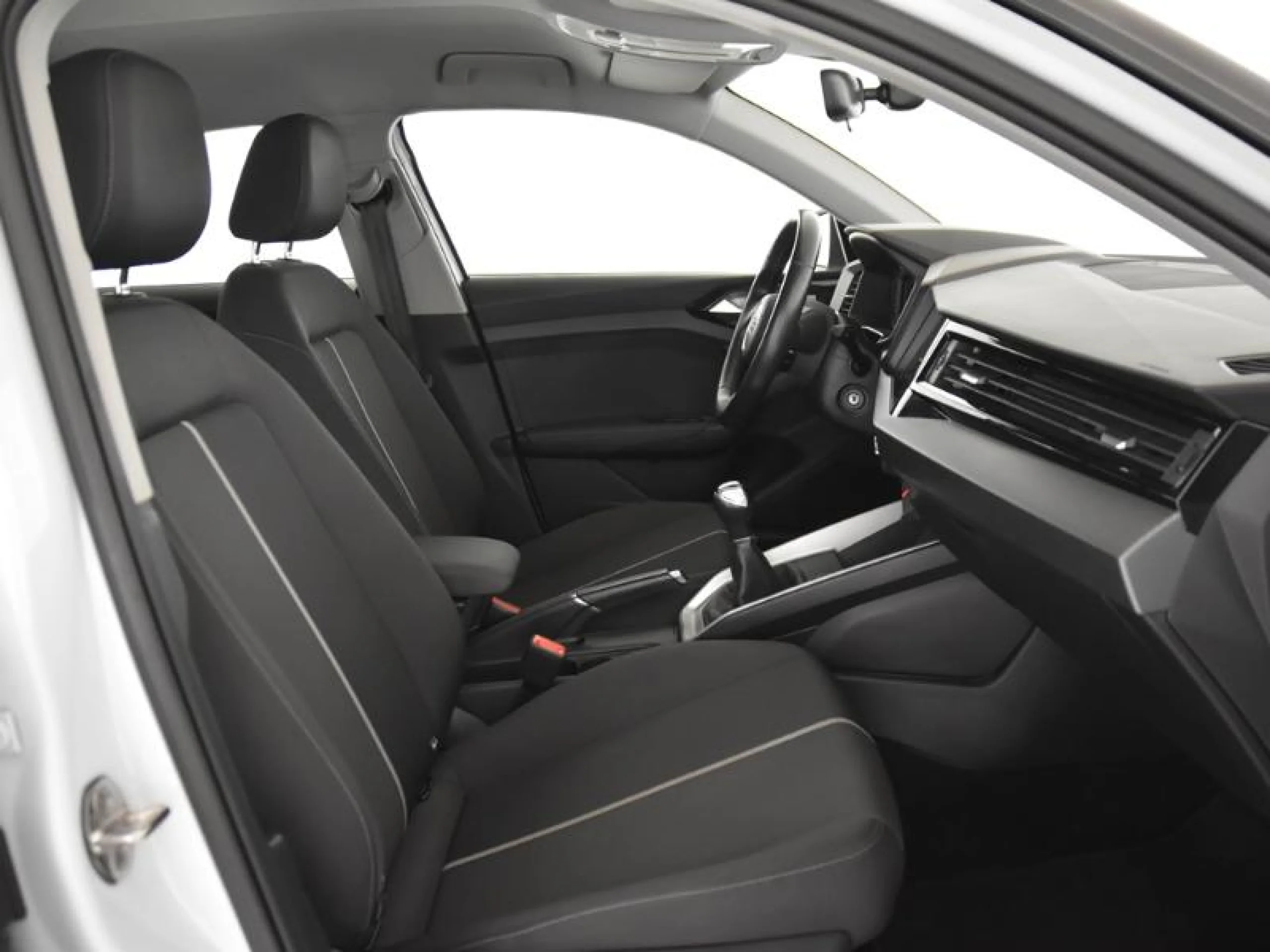 AUDI A1 SPORTBACK 25 TFSI 70KW (95CV) - Foto 5