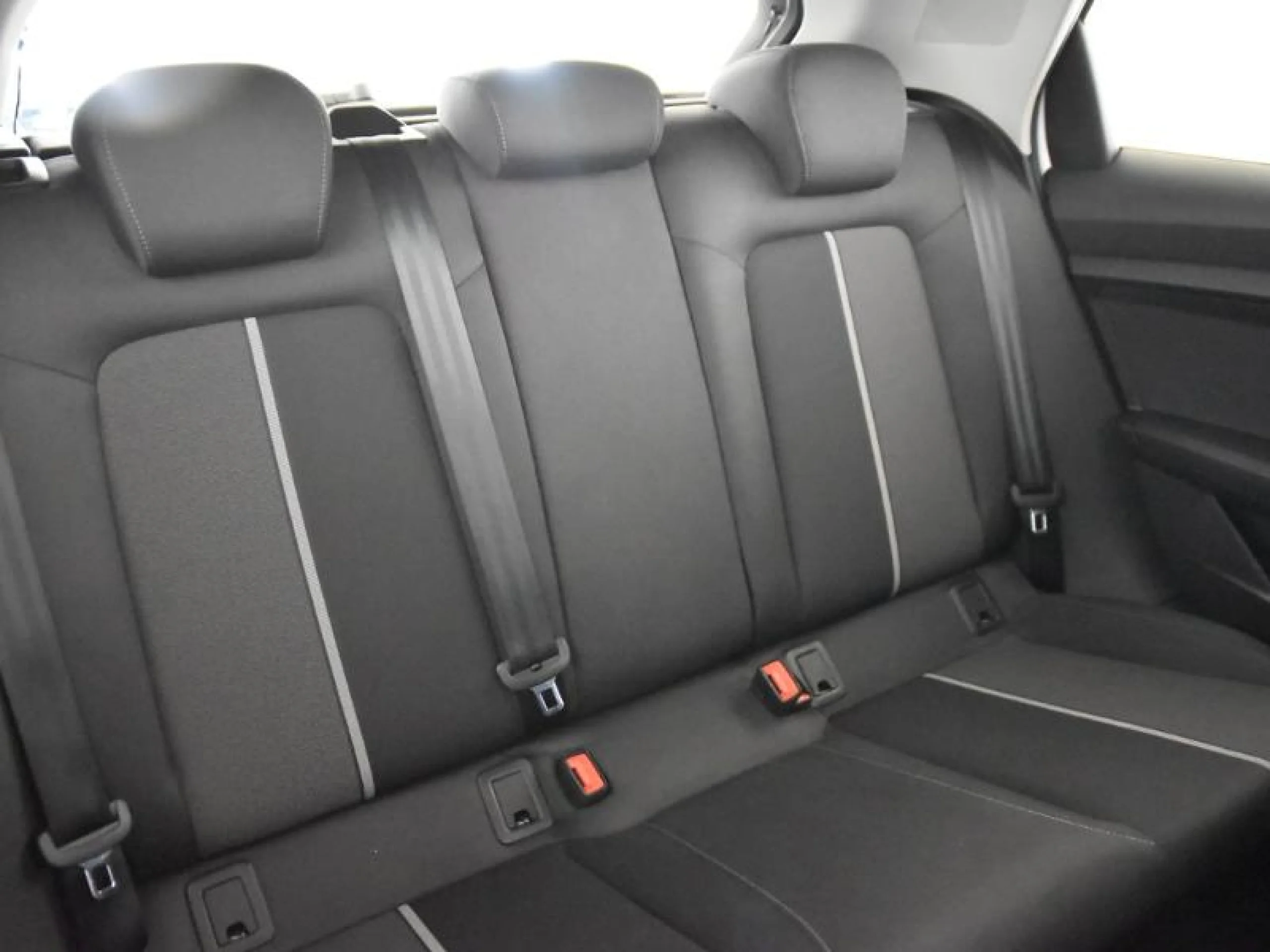 AUDI A1 SPORTBACK 25 TFSI 70KW (95CV) - Foto 6