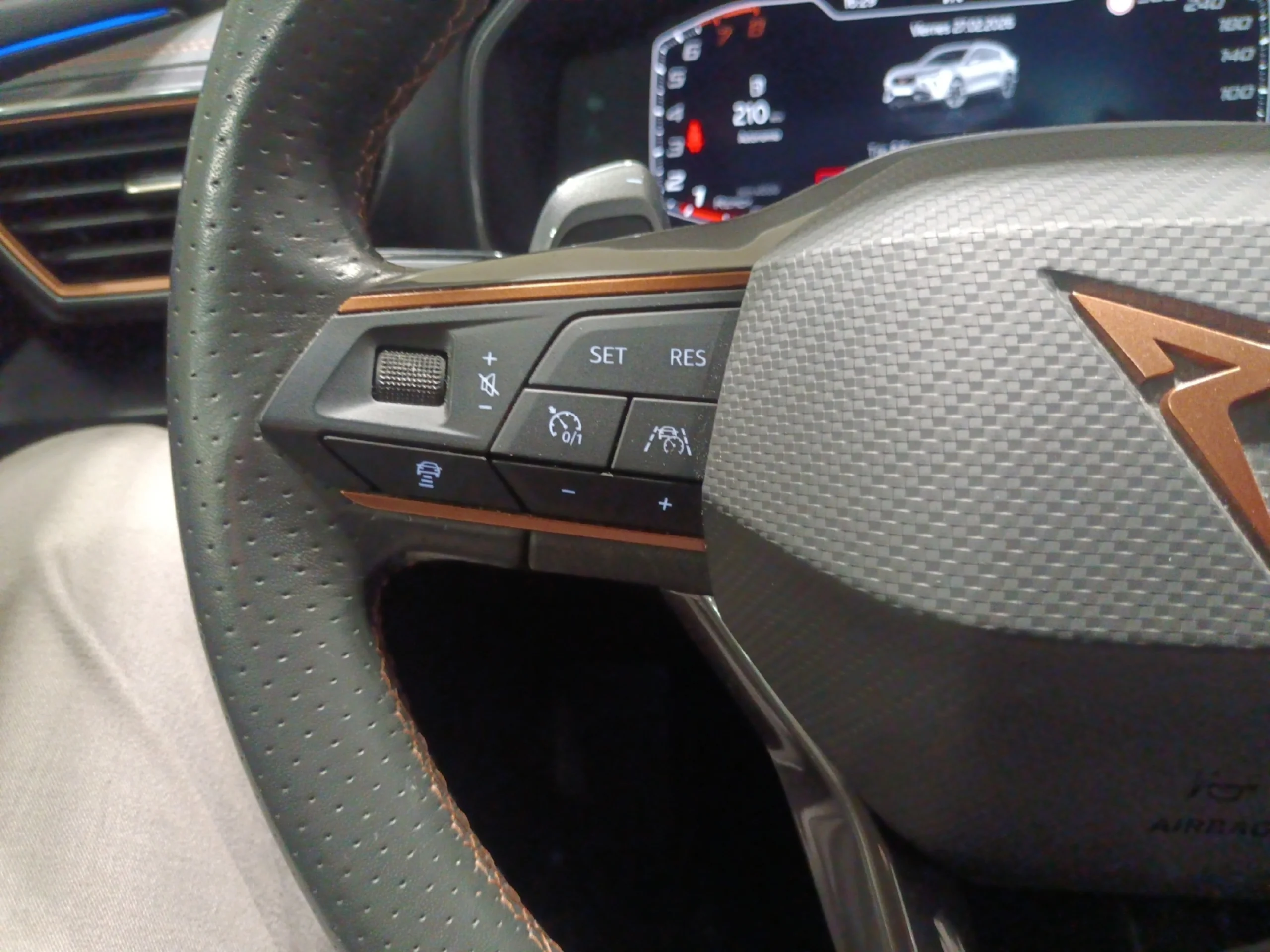 CUPRA FORMENTOR 1.5 TSI 110KW (150 CV) DSG - Foto 11