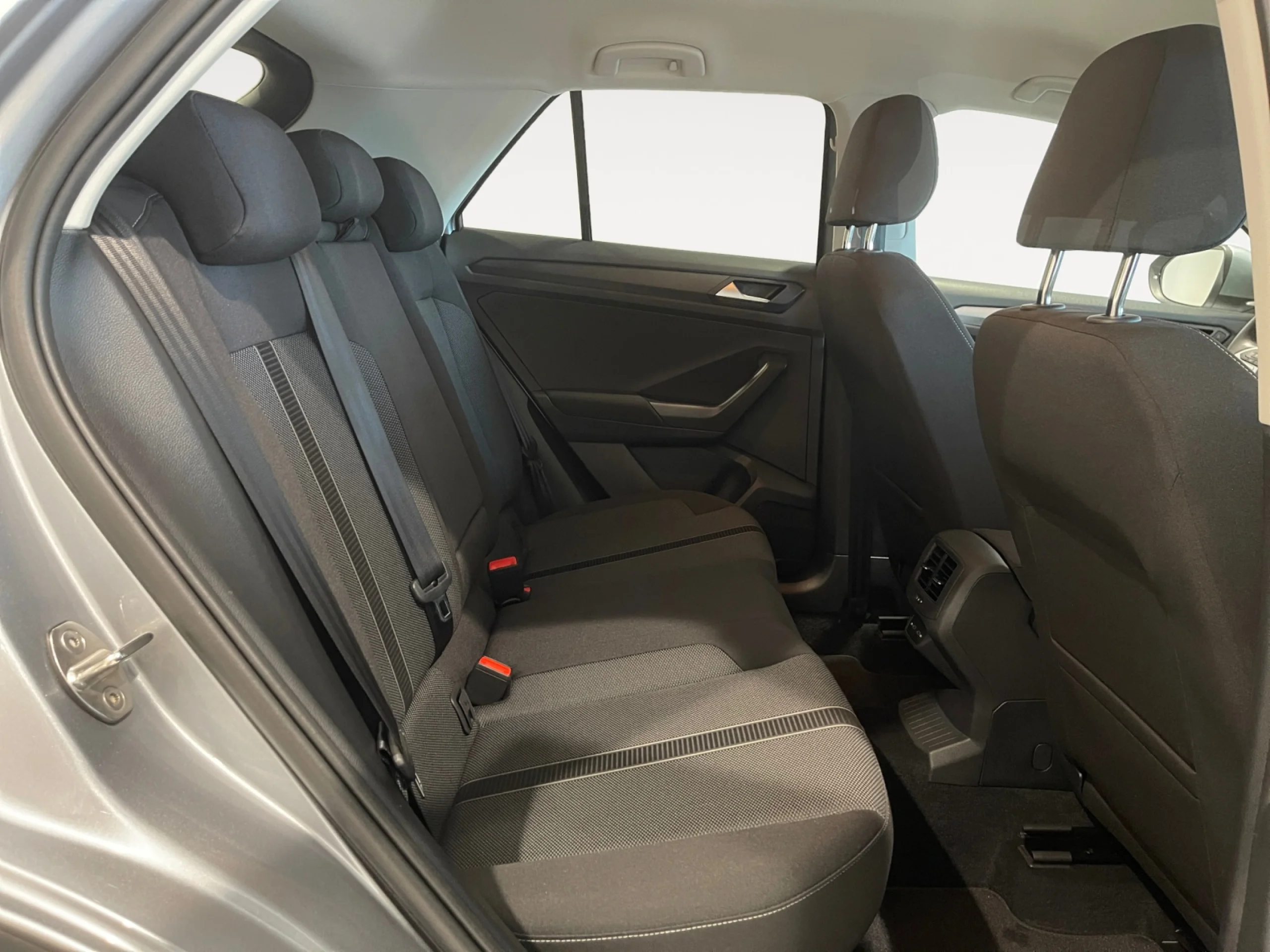 VOLKSWAGEN T ROC LIFE 1.0 TSI 81KW (110CV) - Foto 6