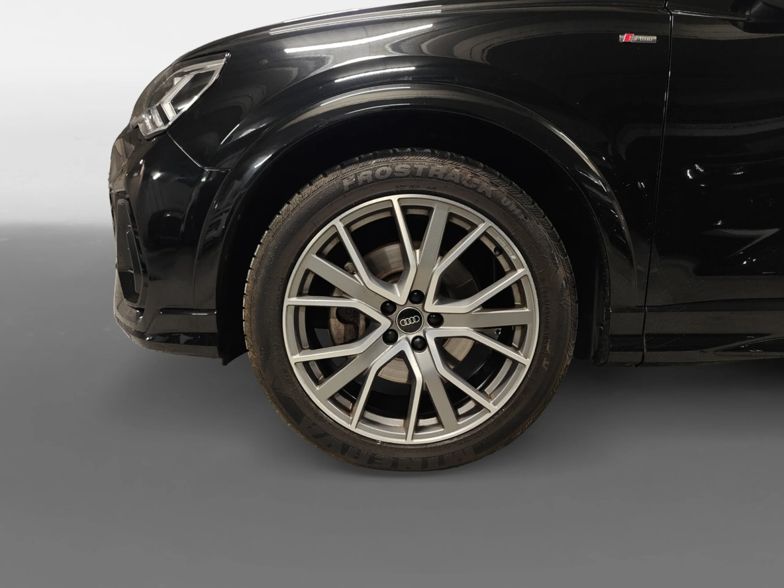 AUDI Q3 40 TFSI 140KW S TRONIC QUATTR BLACK LINE - Foto 8