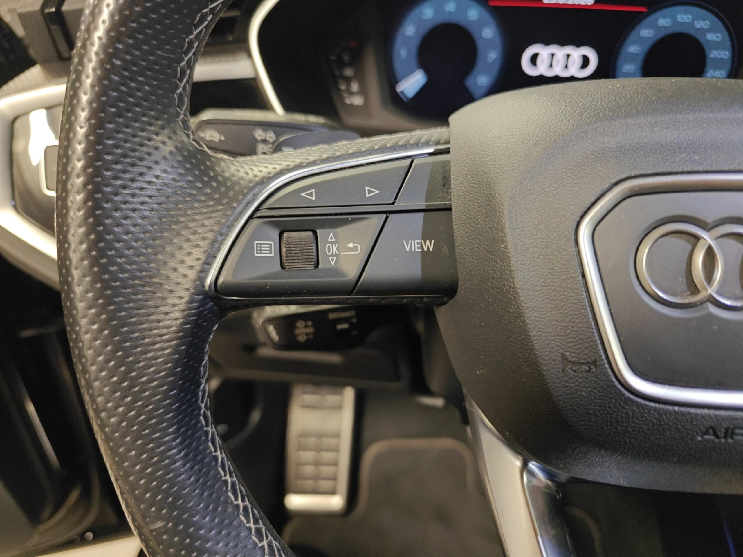 AUDI Q3 40 TFSI 140KW S TRONIC QUATTR BLACK LINE - Foto 11