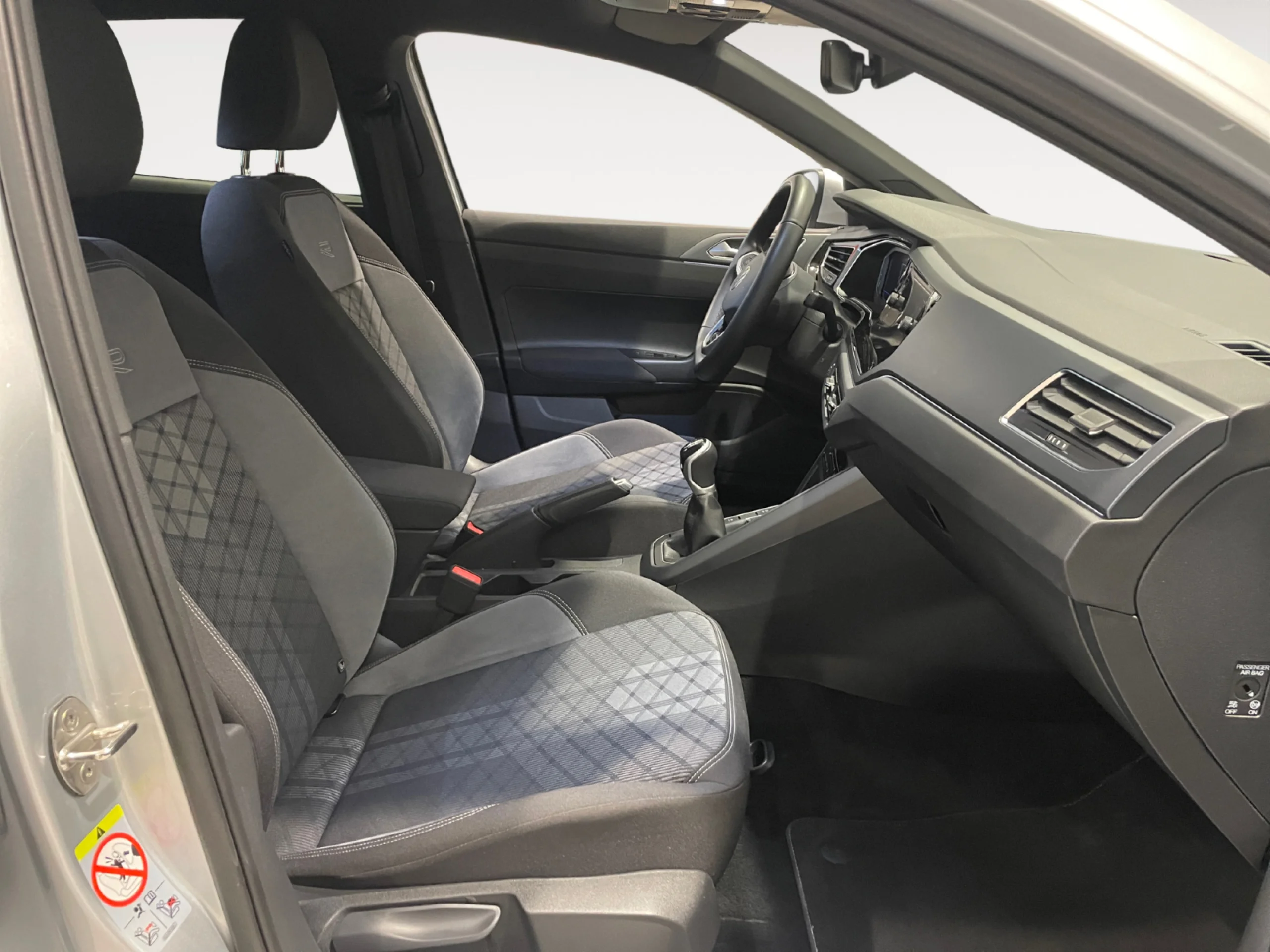 VOLKSWAGEN TAIGO R LINE 1.0 TSI 85KW (115CV) - Foto 5