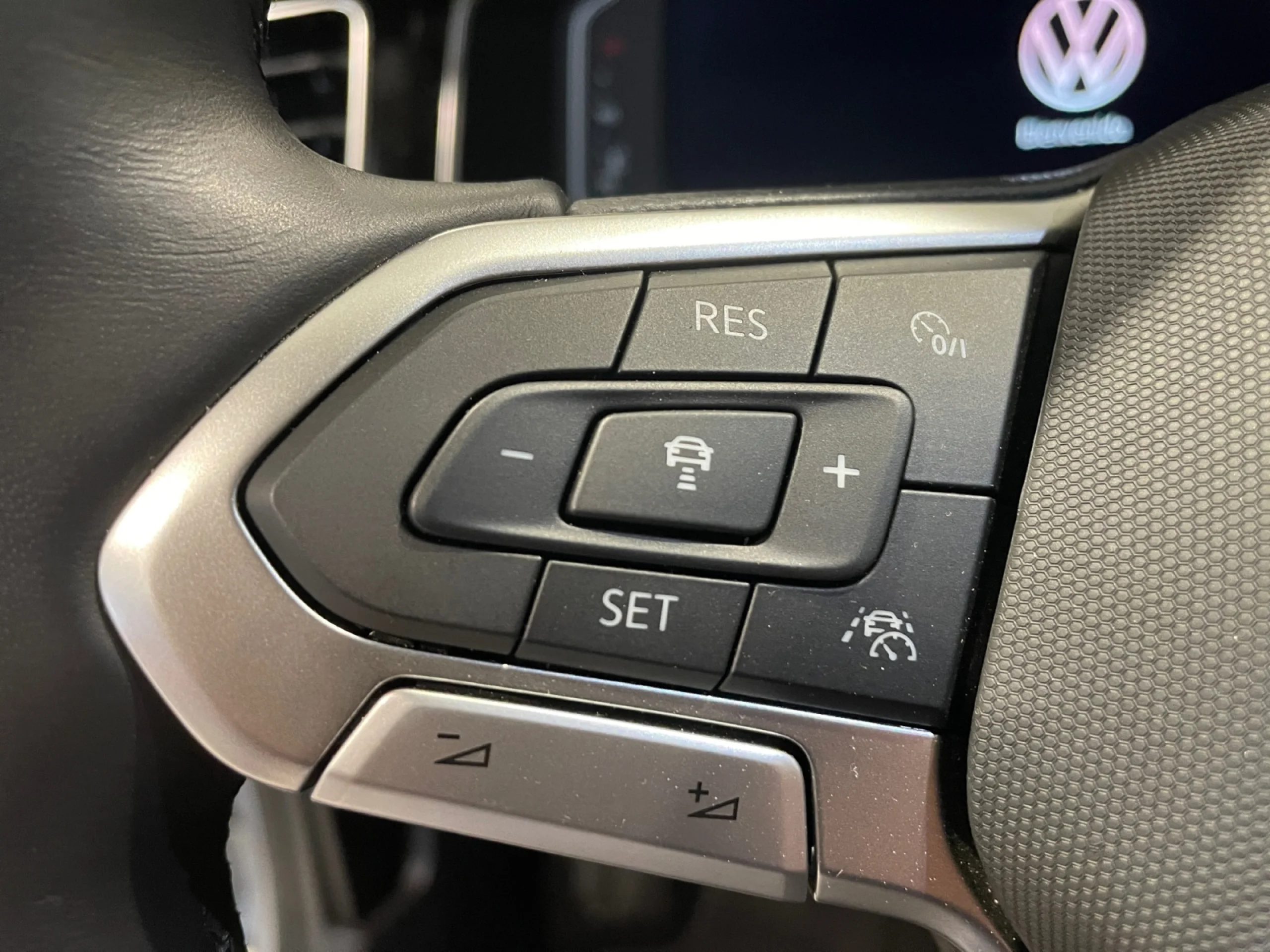 VOLKSWAGEN TAIGO R LINE 1.0 TSI 85KW (115CV) - Foto 11