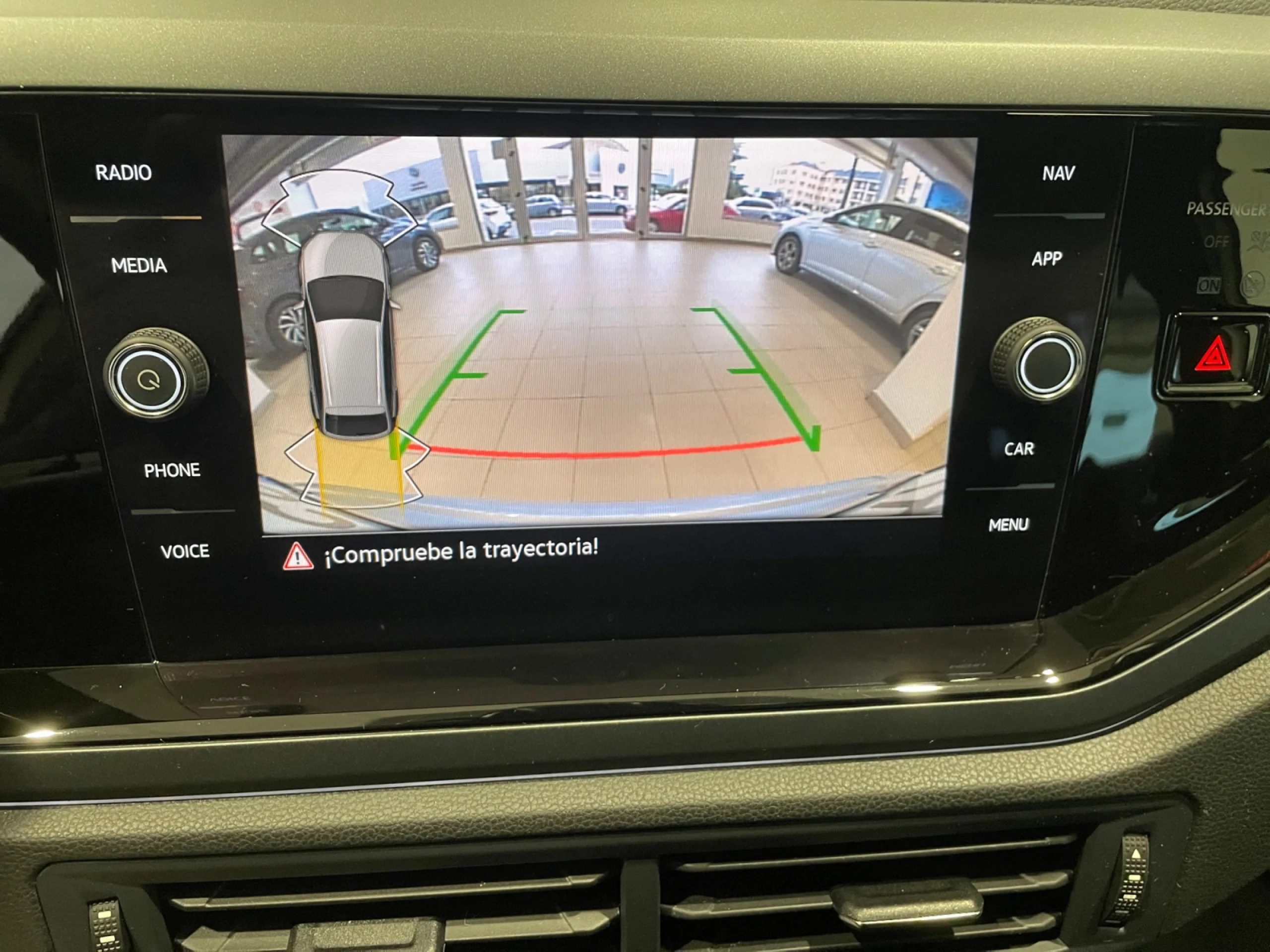 VOLKSWAGEN TAIGO R LINE 1.0 TSI 85KW (115CV) - Foto 14