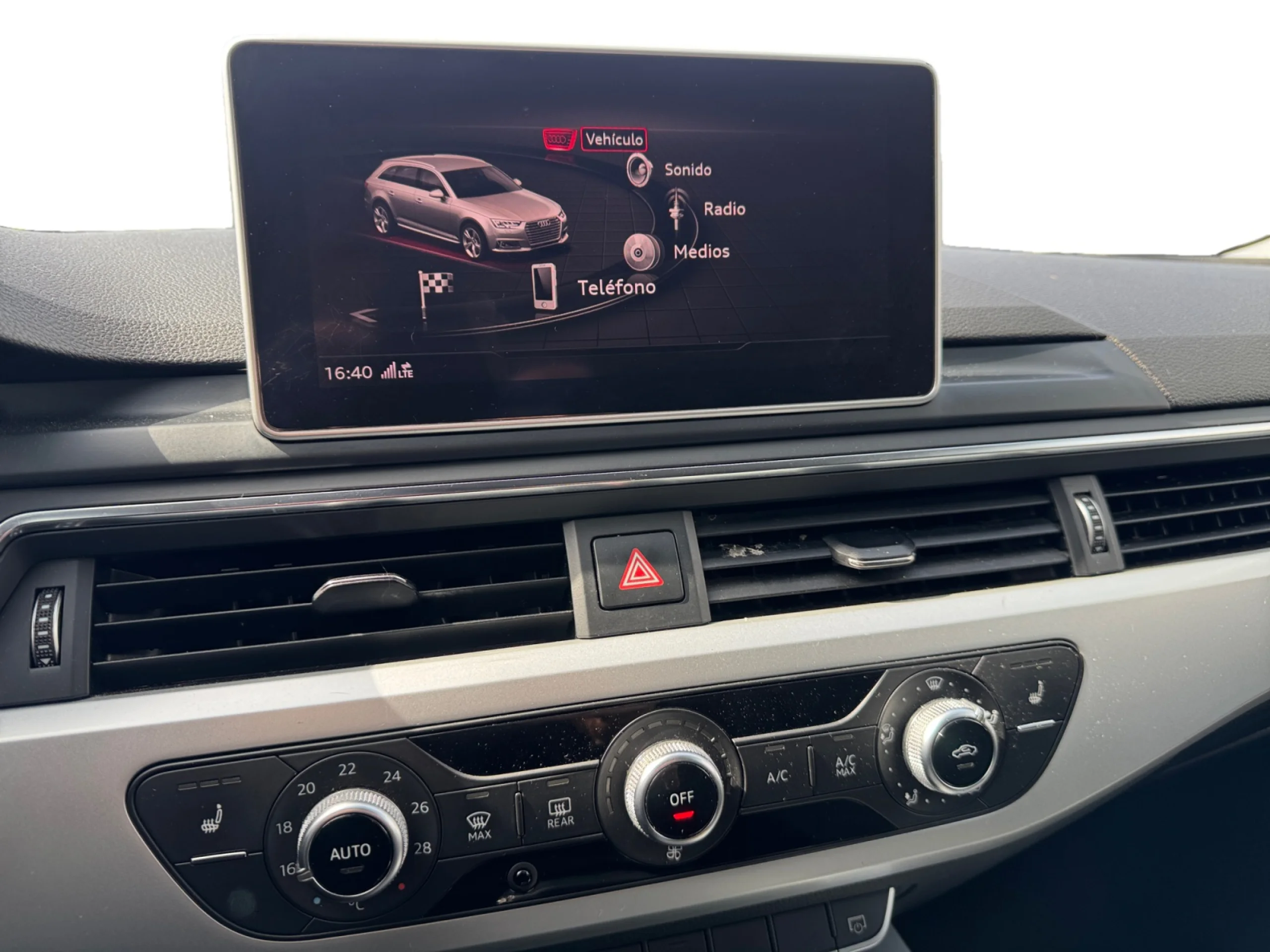 AUDI A4 AVANT 2.0 TDI 110KW(150CV) S TRONIC - Foto 9