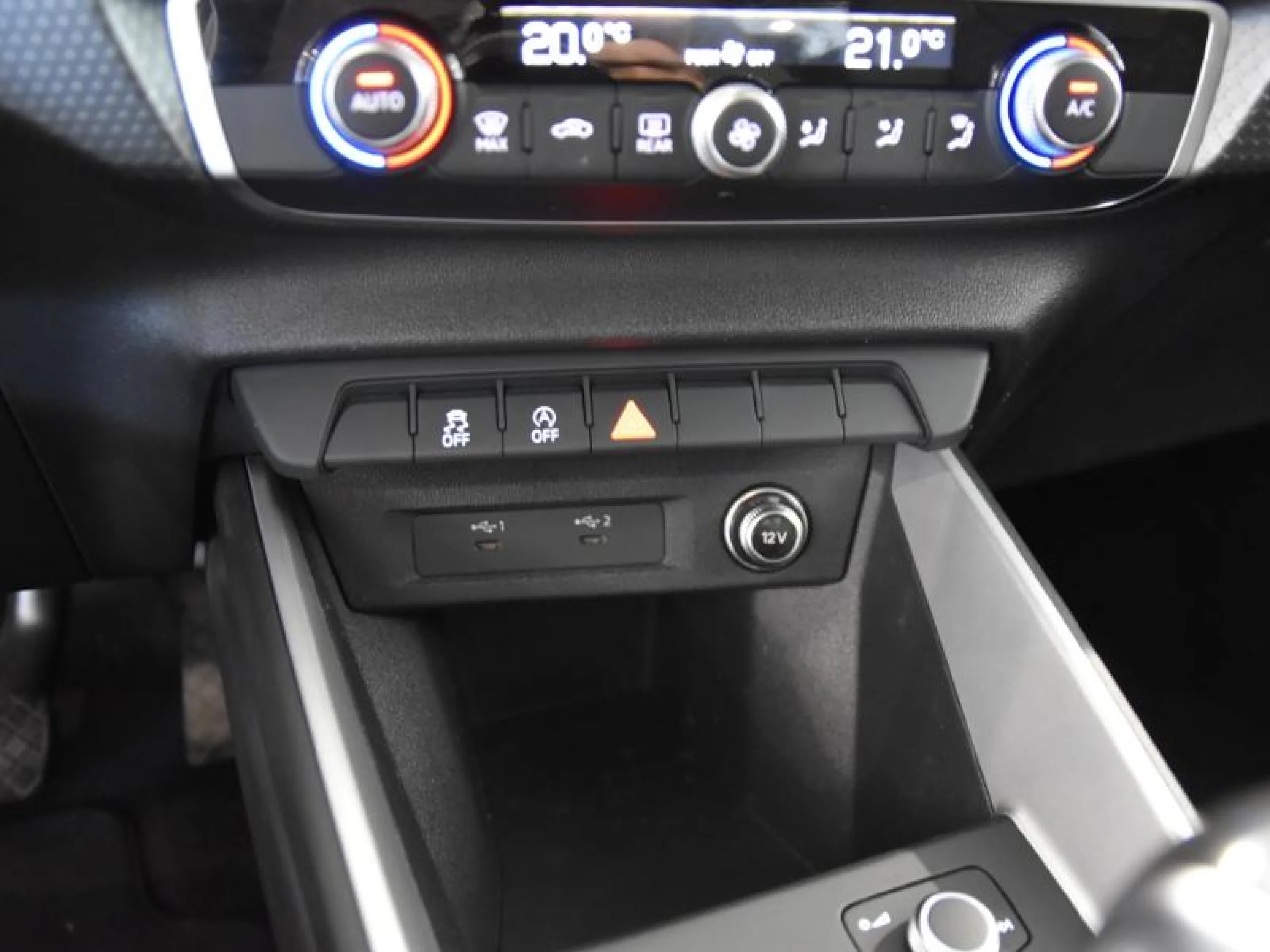 AUDI A1 SPORTBACK ADRENALIN 25 TFSI 70KW (95CV) - Foto 11