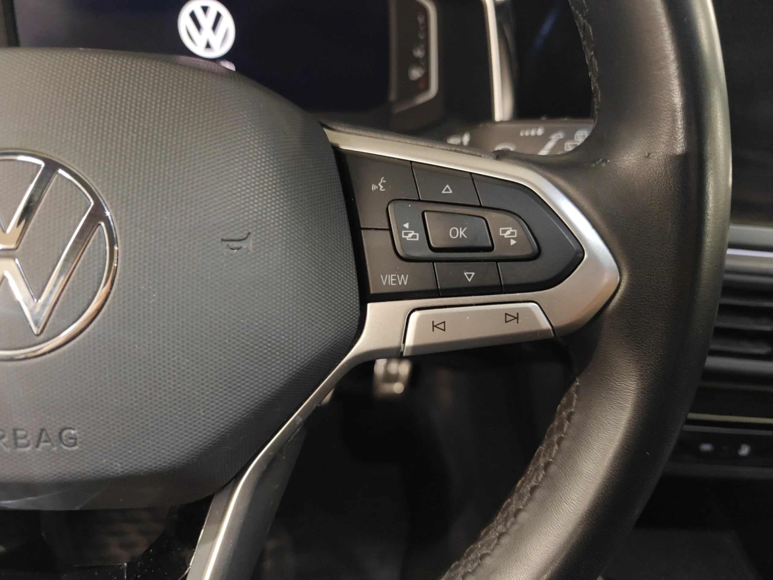 VOLKSWAGEN POLO R LINE 1.0 TSI 70KW (95CV) - Foto 10