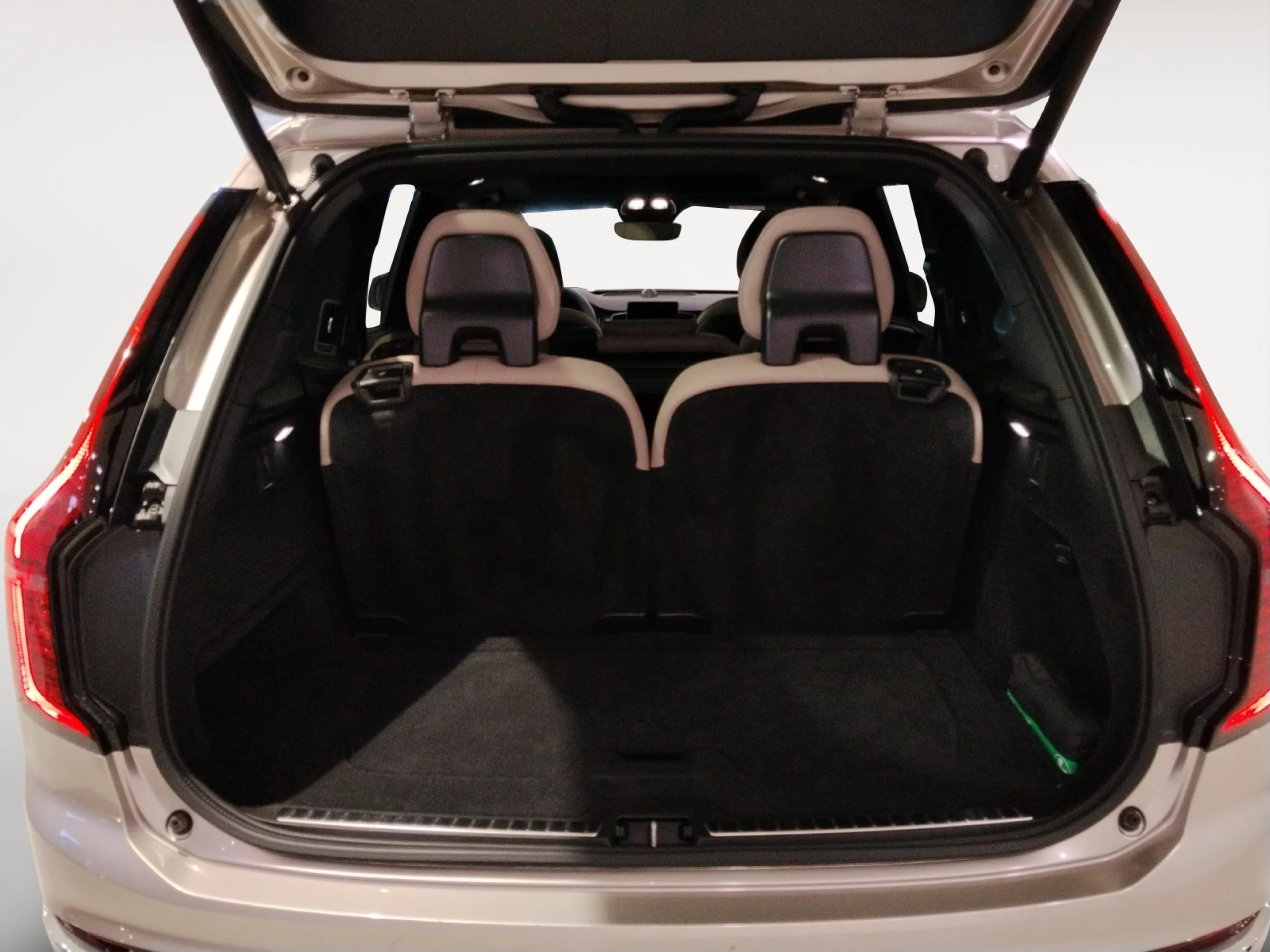 VOLVO XC90 XC90 T8 AWD HÍBRIDO ENCHUFABLE ULTRA BRIGHT 2025 - Foto 8