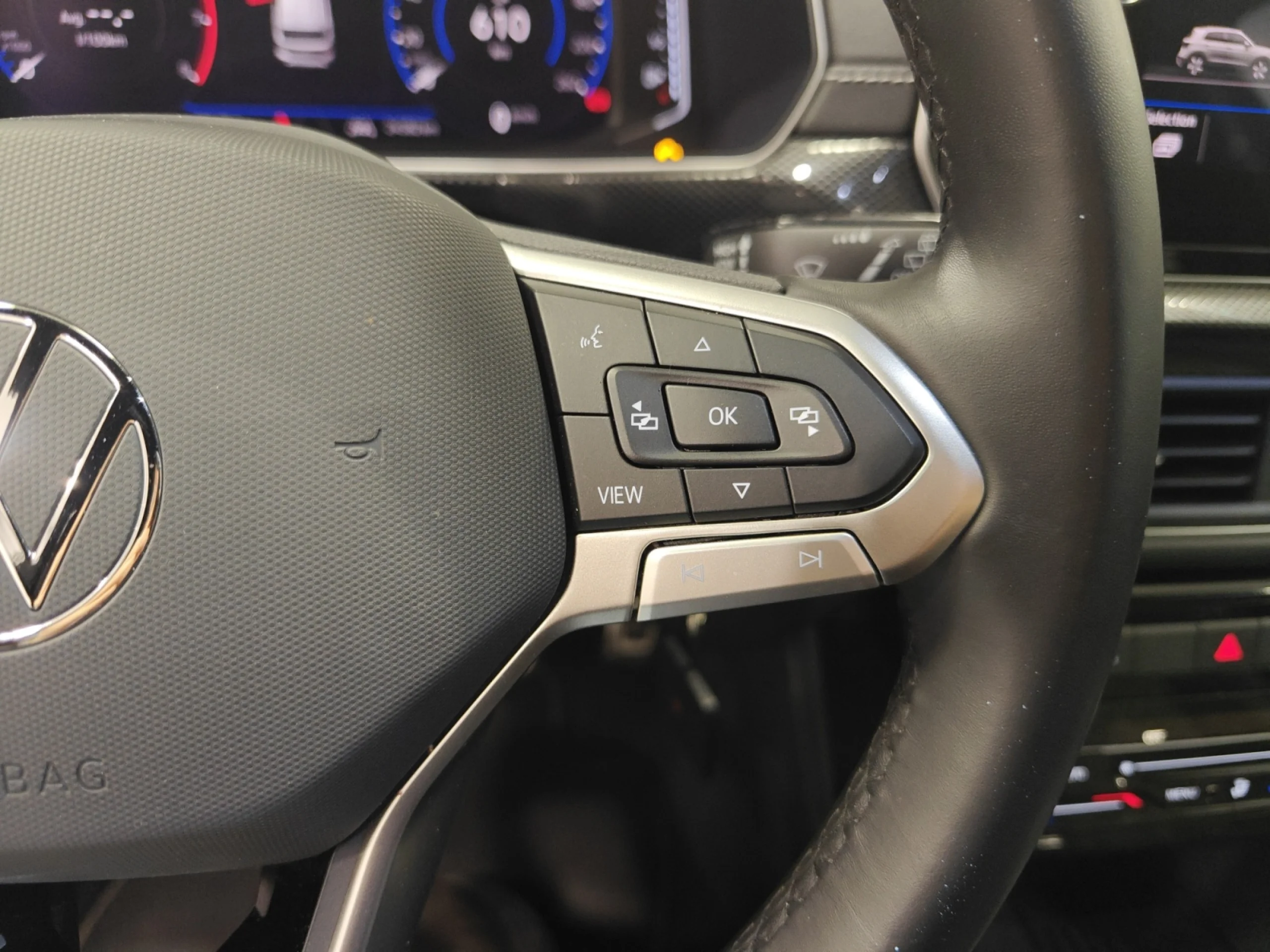 VOLKSWAGEN T CROSS R LINE 1.0 TSI 85KW (115CV) - Foto 10