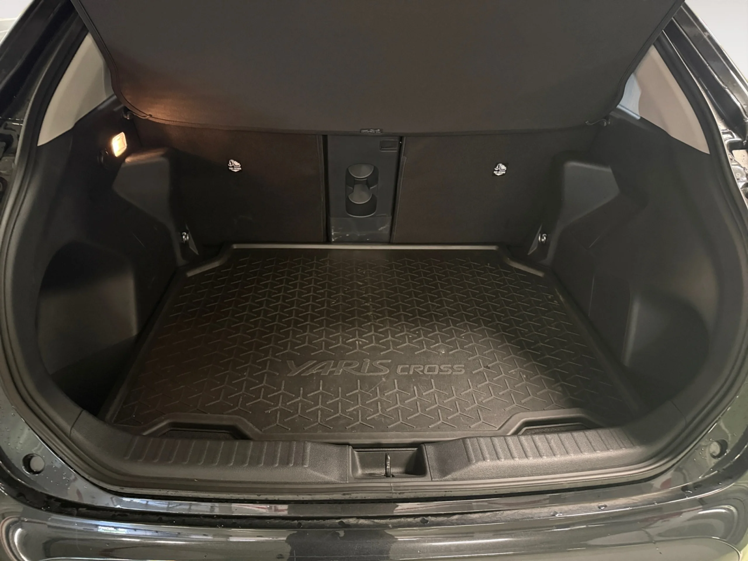 TOYOTA YARIS CROSS 1.5 130H STYLE - Foto 7