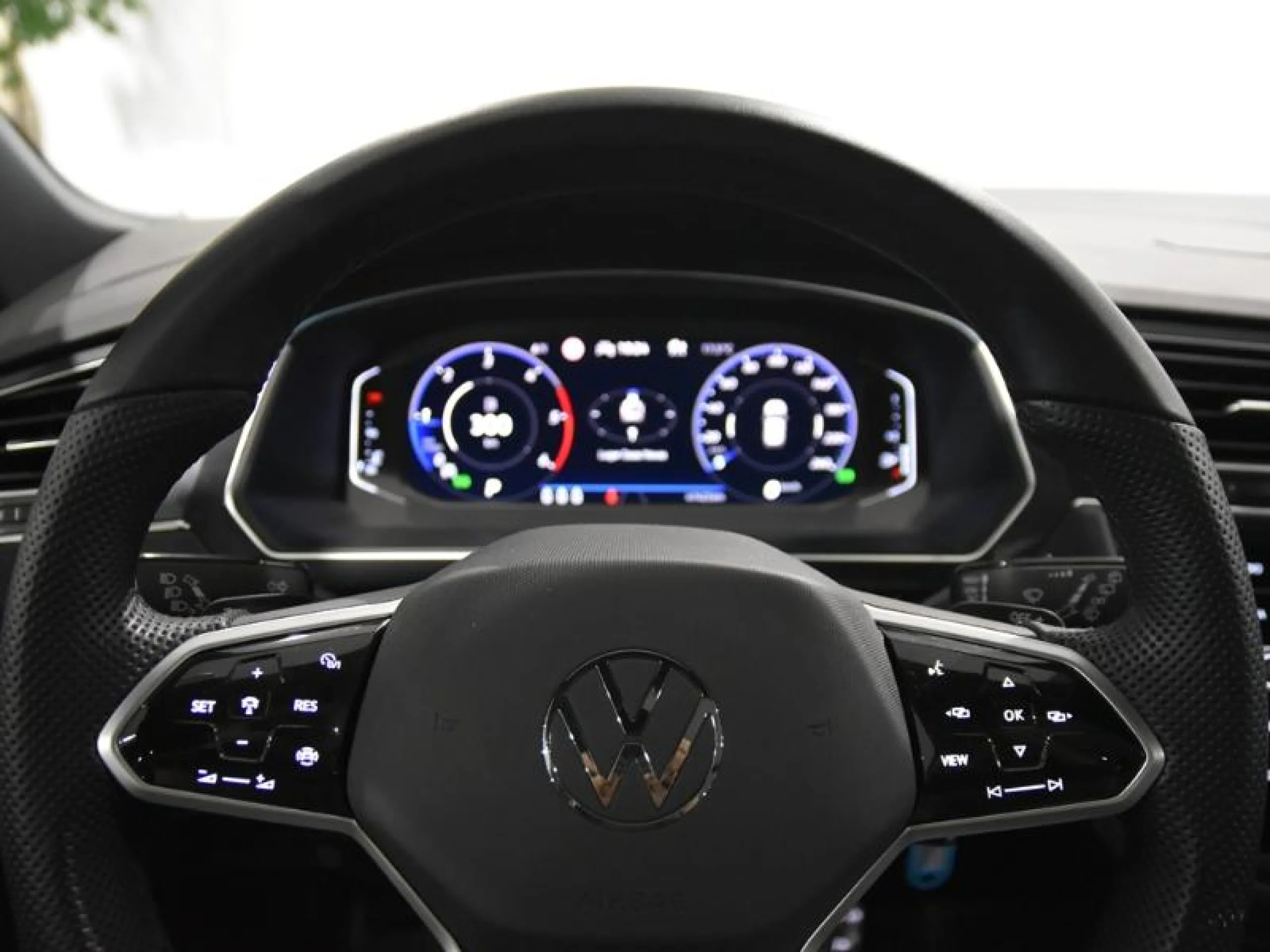 VOLKSWAGEN TIGUAN R LINE 2.0 TDI 110KW (150CV) DSG - Foto 15