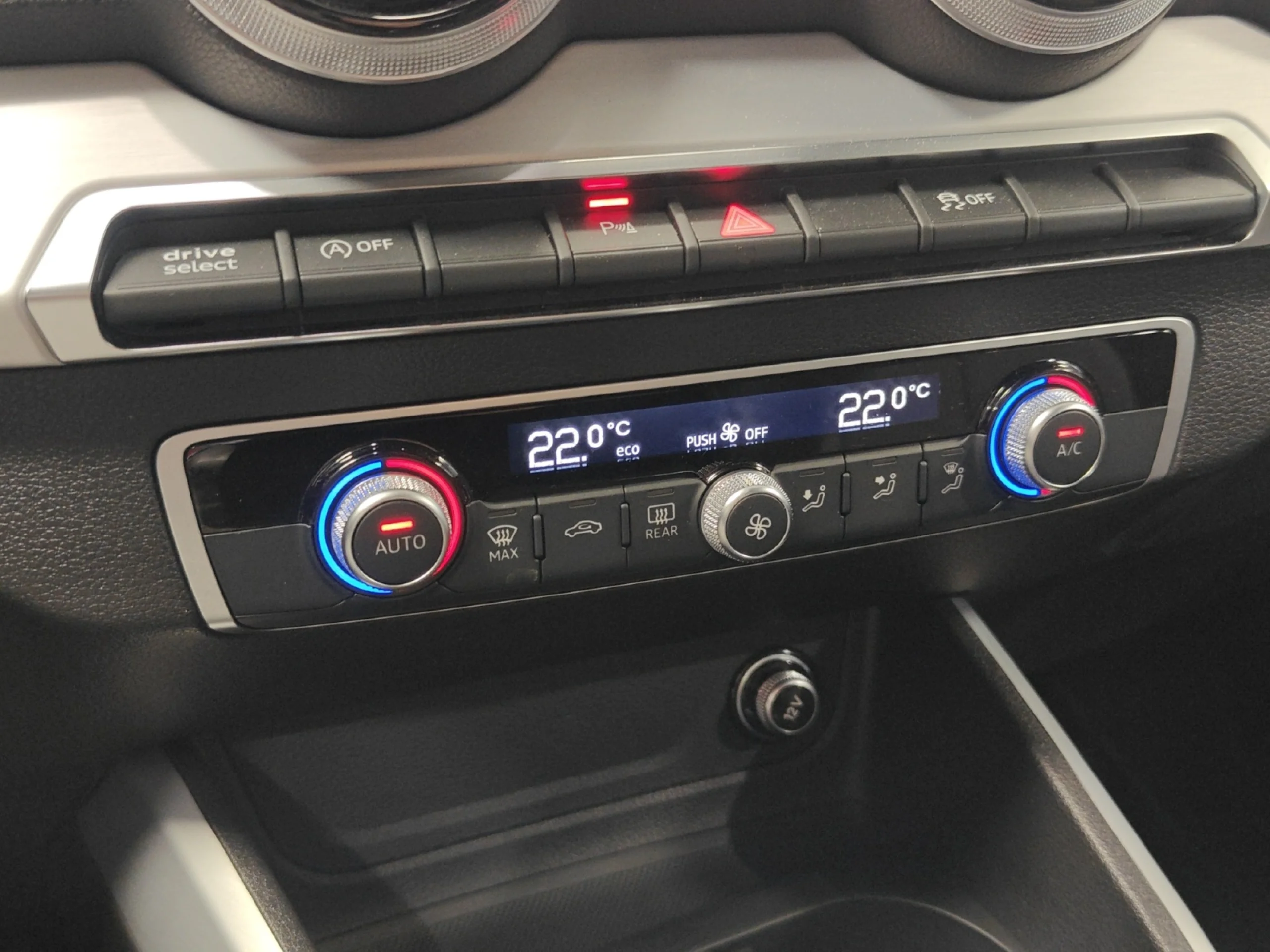 AUDI Q2 ADRENALIN 35 TDI 110KW (150CV) S TRONIC - Foto 20