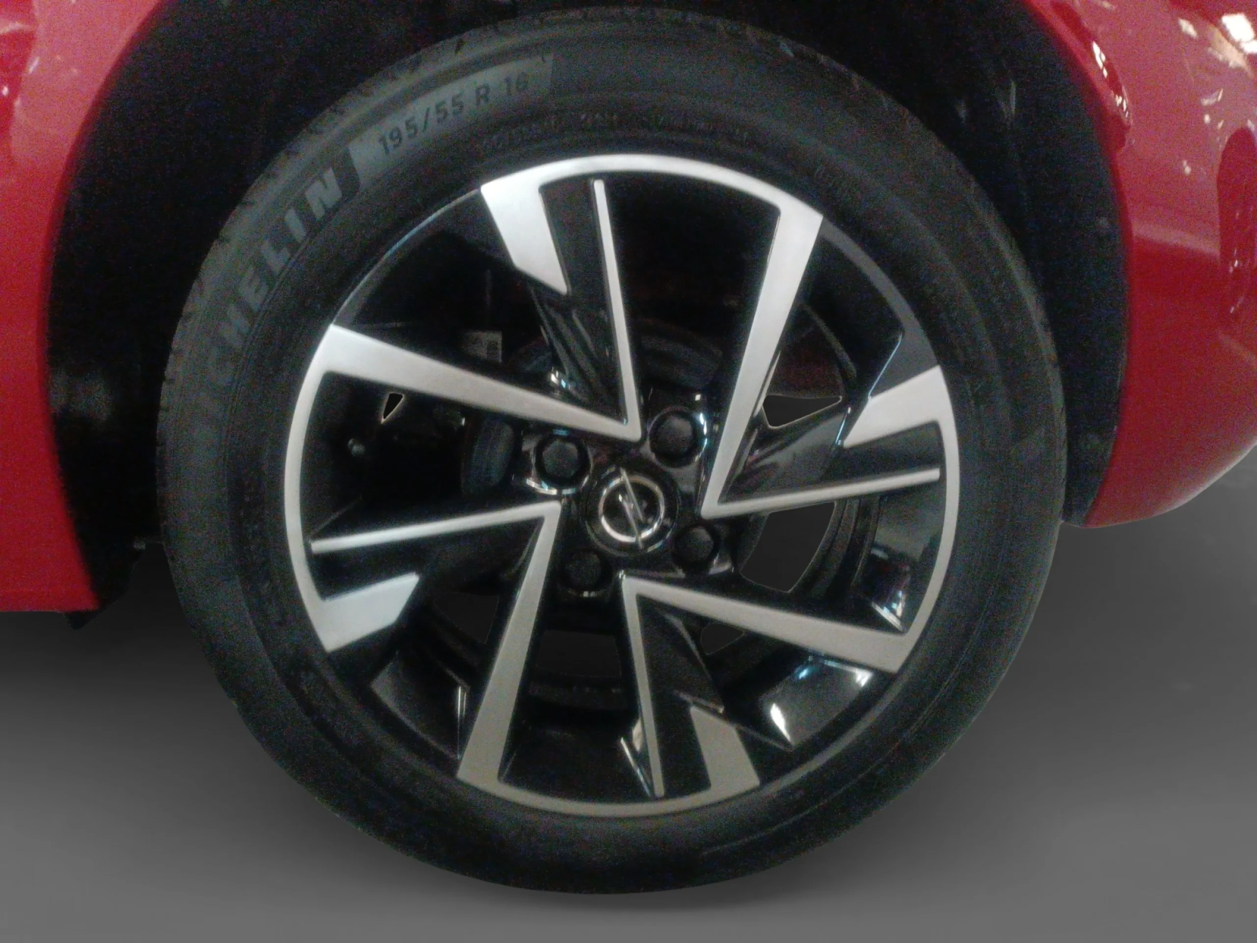 OPEL CORSA 1.2T XHL 74KW (100CV) GS - Foto 9