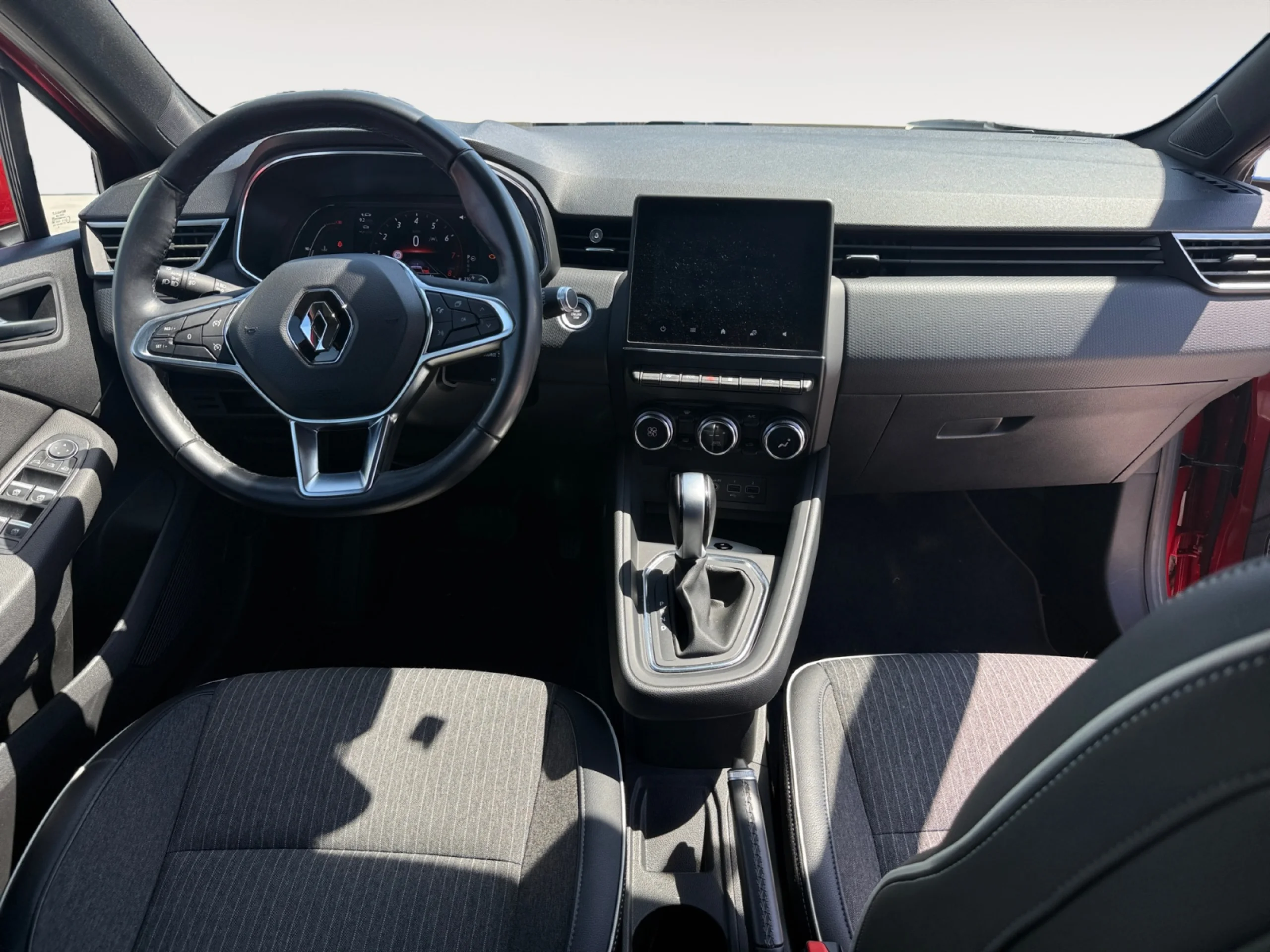RENAULT CLIO ZEN TCE GPF 96 KW (130CV) EDC - Foto 4