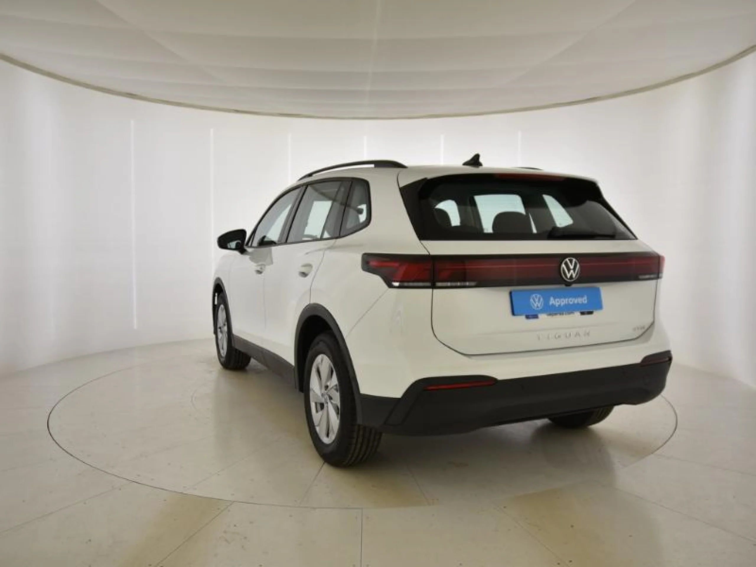 VOLKSWAGEN TIGUAN TIGUAN TIGUAN CLASSIC  1.5 ETSI 96 KW (130 CV)  AUTOMÁTICO DSG 7 VEL. - Foto 2