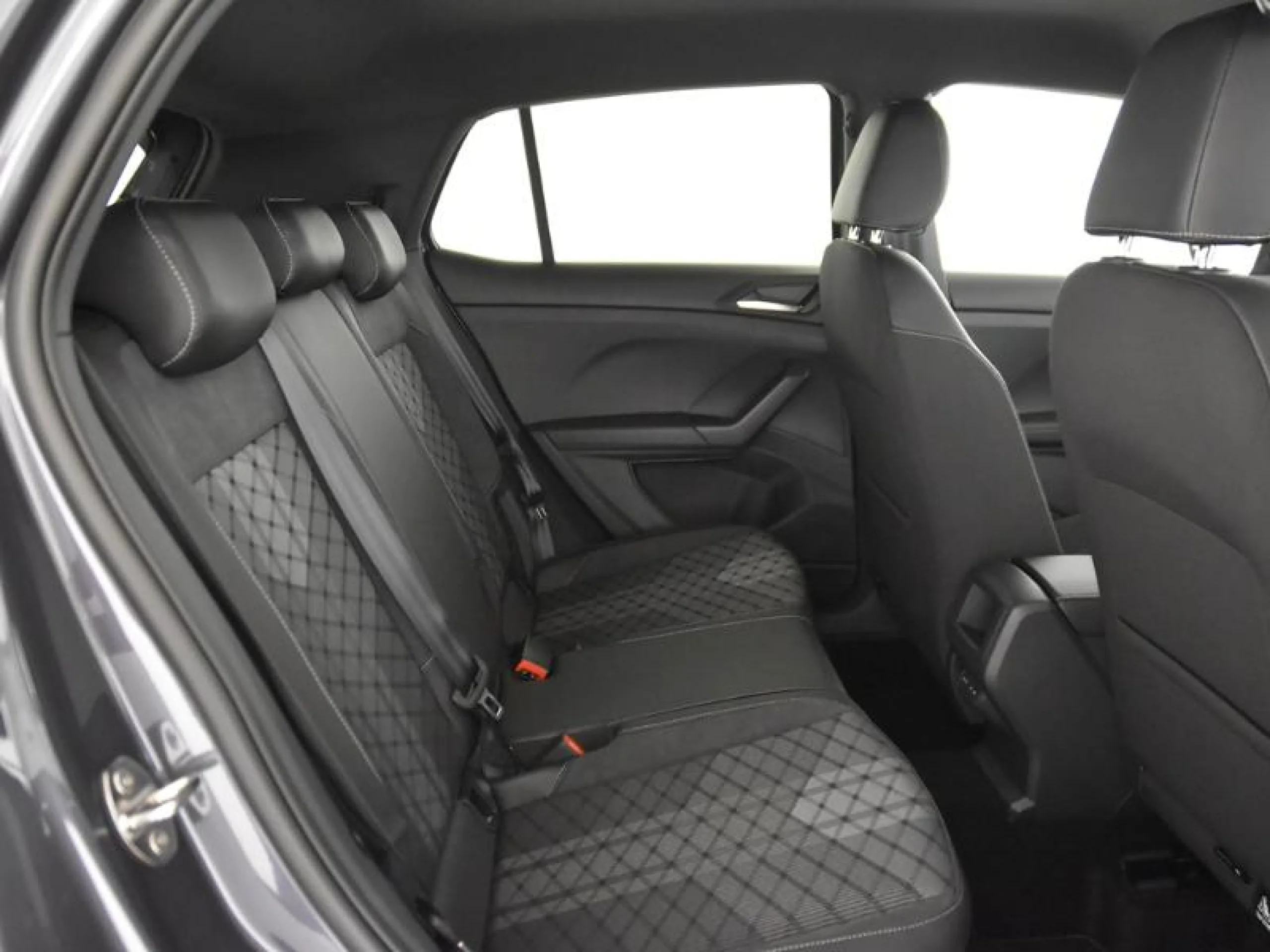 VOLKSWAGEN T CROSS T CROSS R LINE  1.0 TSI 85 KW (116 CV)  6 VEL. - Foto 5