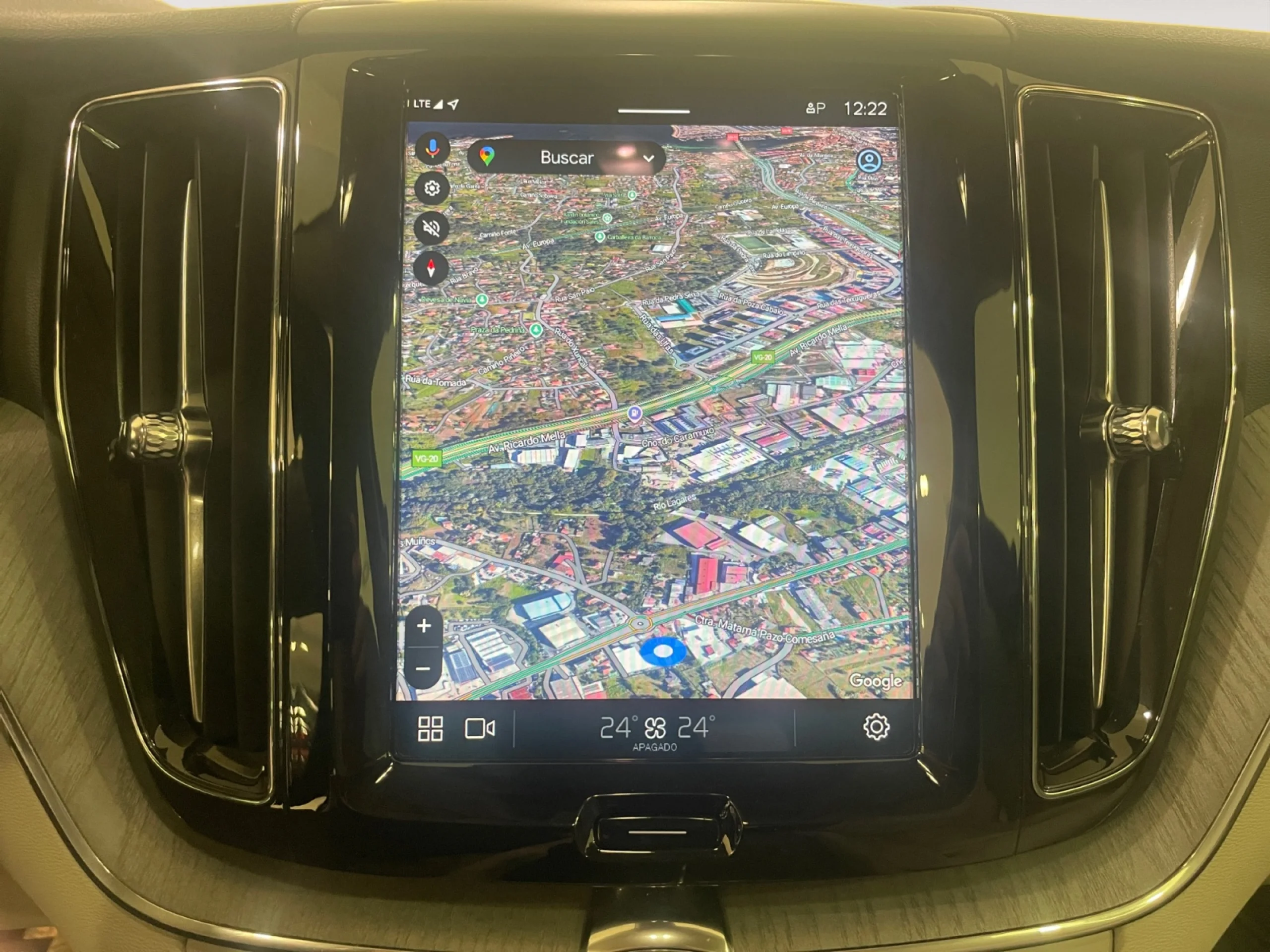 VOLVO XC60 2.0 B5 G AWD PLUS DARK AUTO - Foto 10