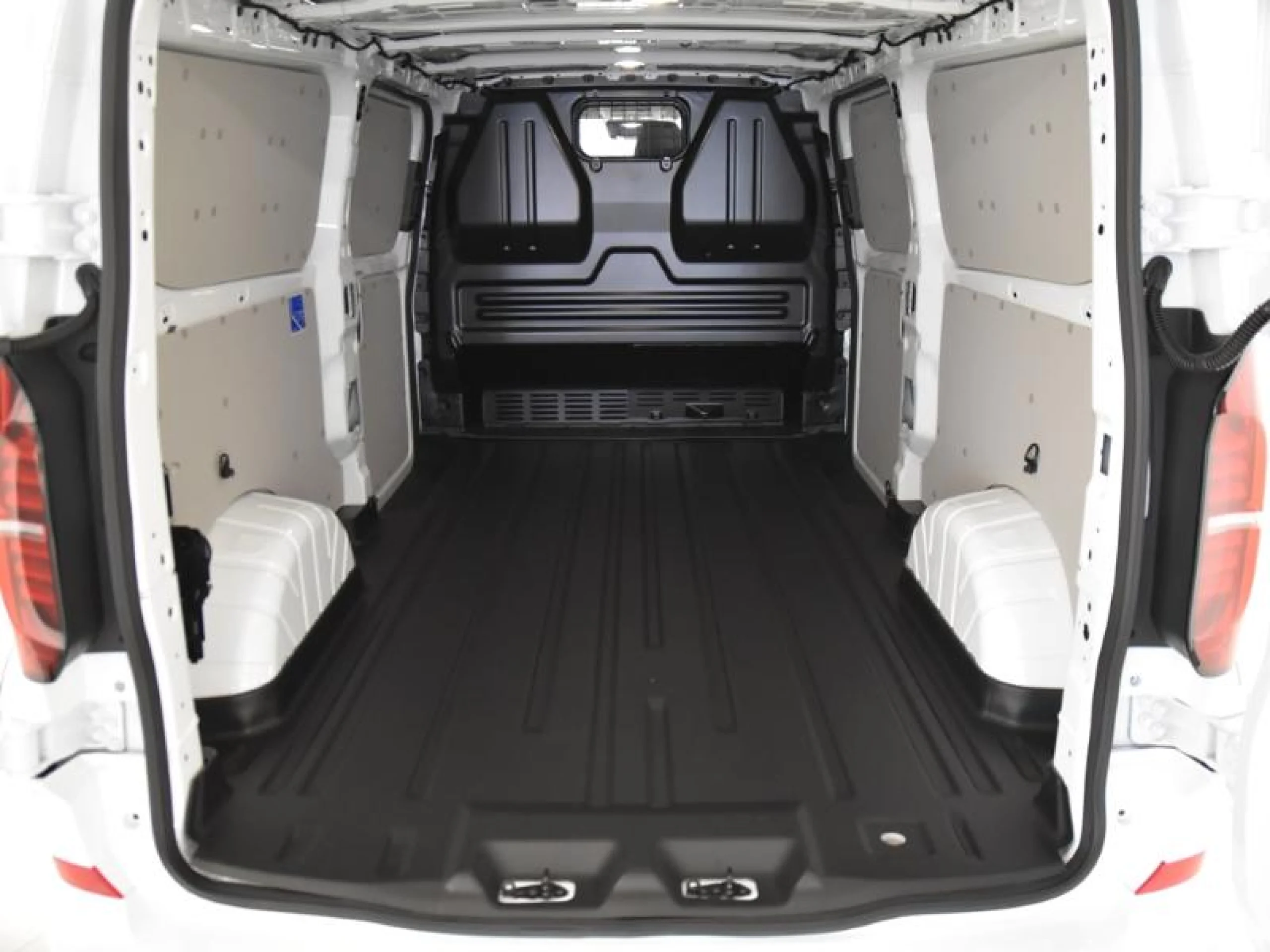 VW COMERCIALES Transporter TRANSPORTER   FURGÓN  BATALLA LARGA  2.0 TDI 110 KW (150 CV) 6 VEL. - Foto 7