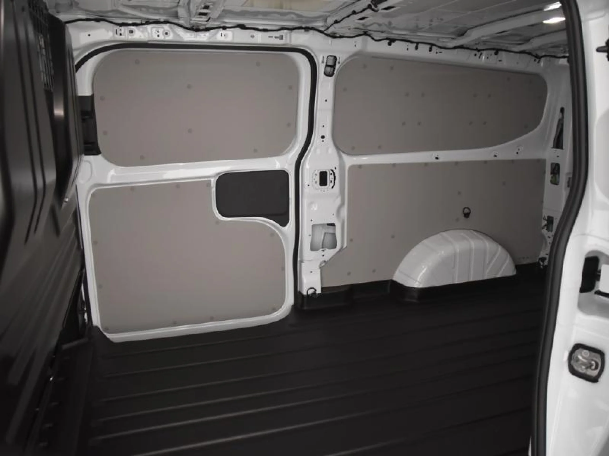 VW COMERCIALES Transporter TRANSPORTER   FURGÓN  BATALLA LARGA  2.0 TDI 110 KW (150 CV) 6 VEL. - Foto 10