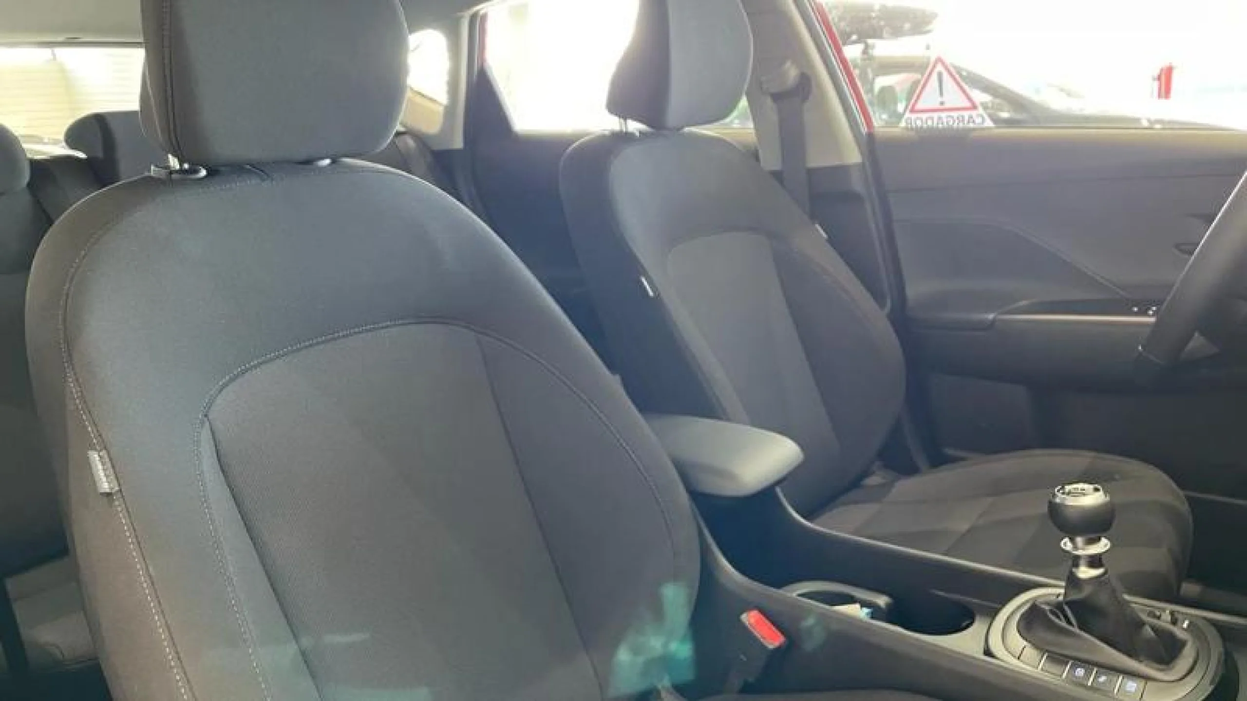 HYUNDAI KONA 1.0T 115CV MAXX - Foto 8