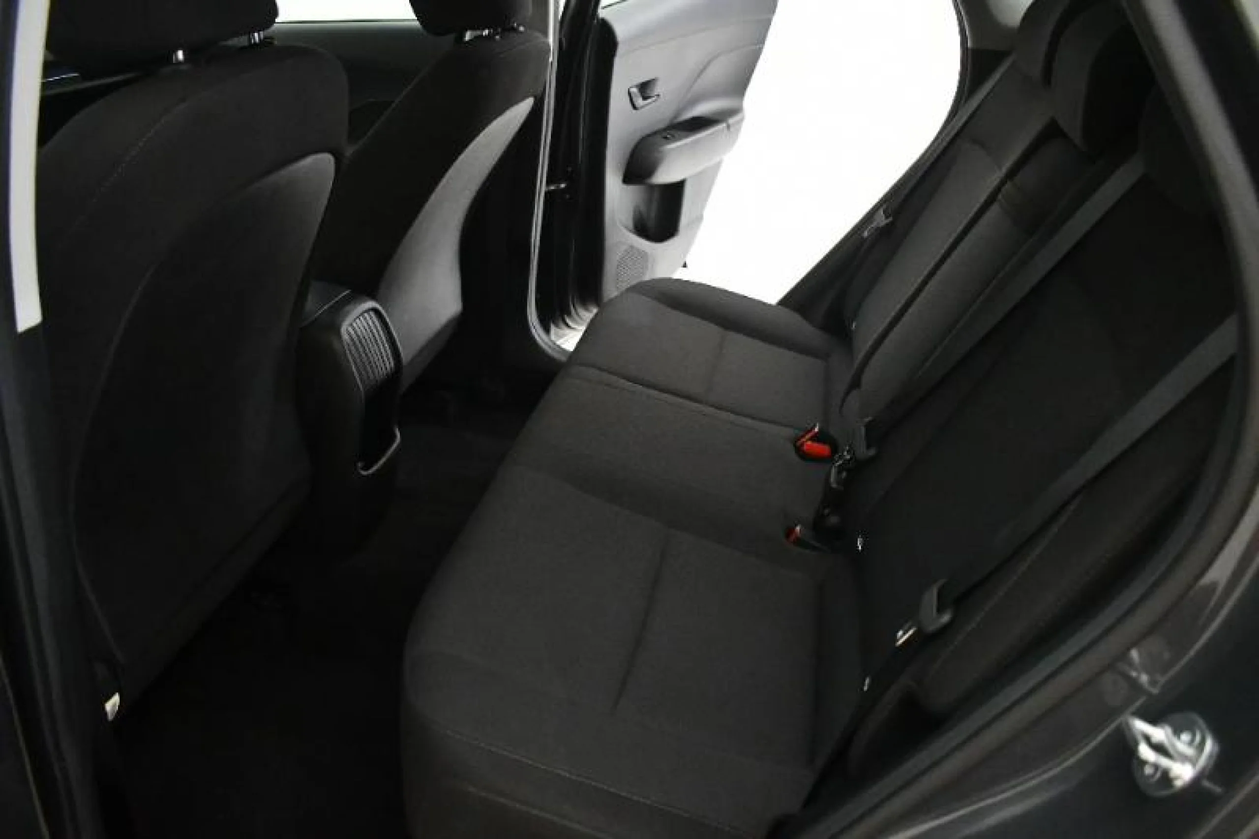 HYUNDAI KONA 1.0T 115CV MAXX - Foto 9