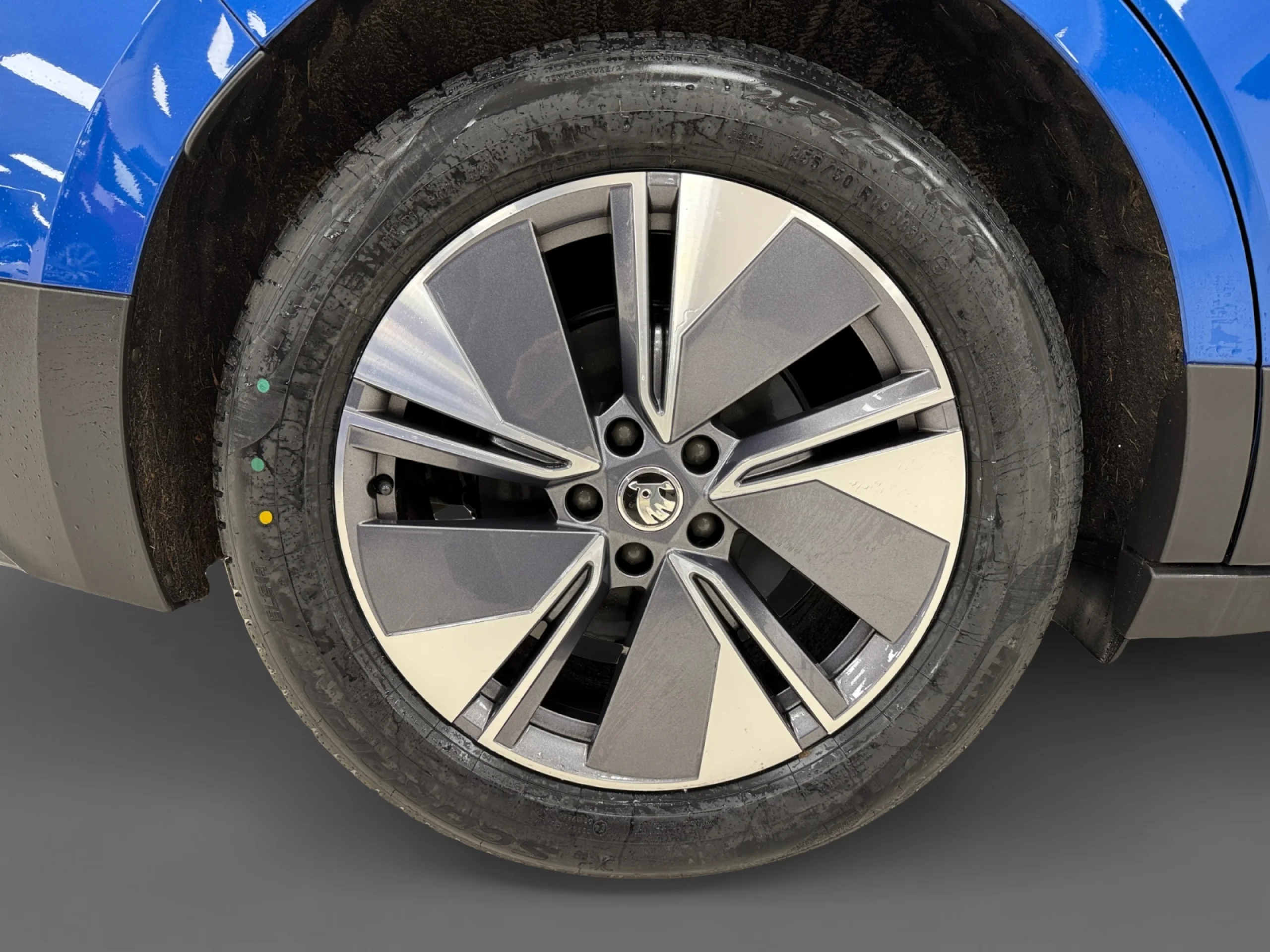 SKODA ENYAQ IV 80 150 KW (204 CV) 82 KWH (77 KWH NET - Foto 8