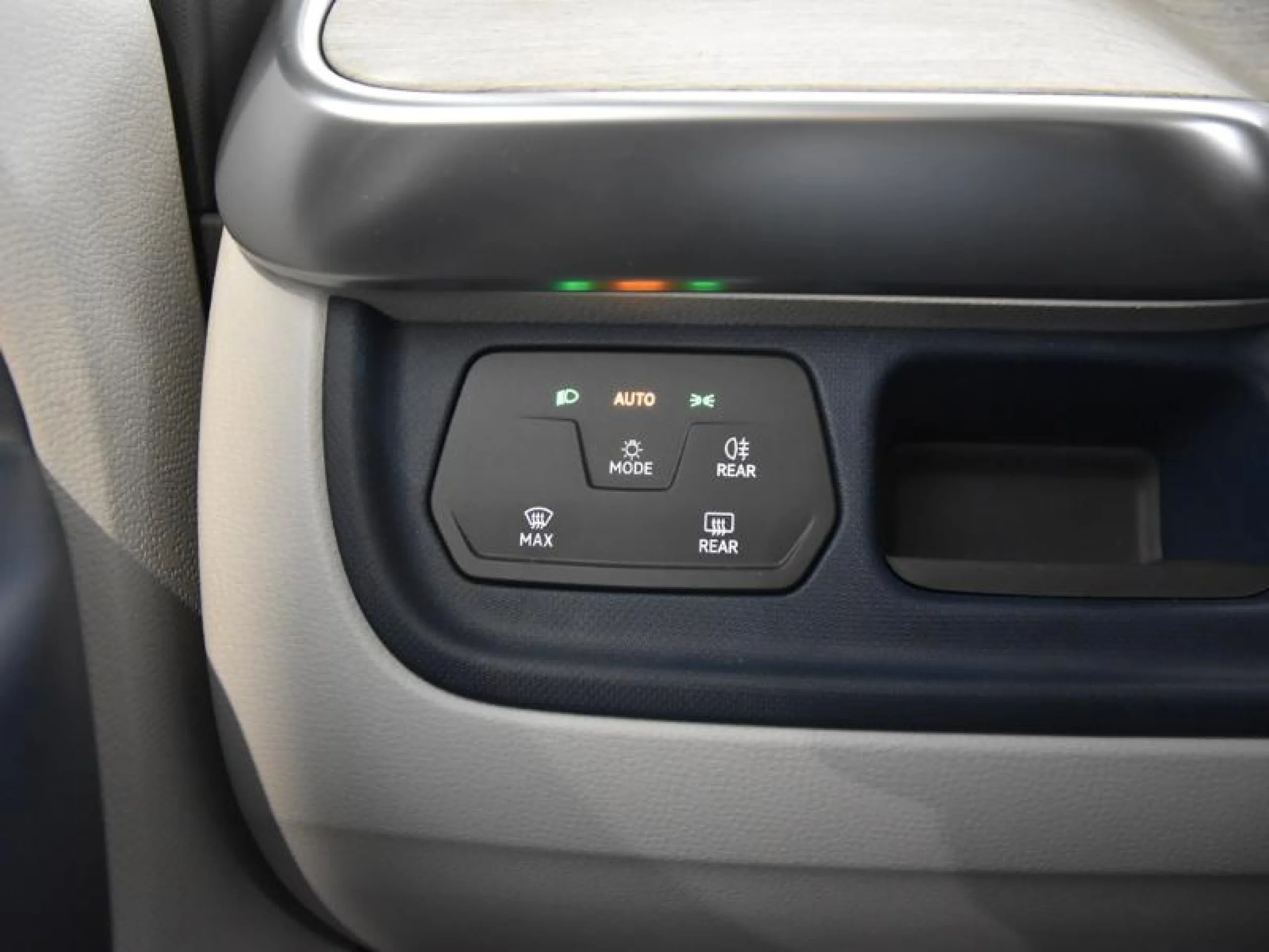 VOLKSWAGEN ID. BUZZ PRO 150KW (204CV) - Foto 20