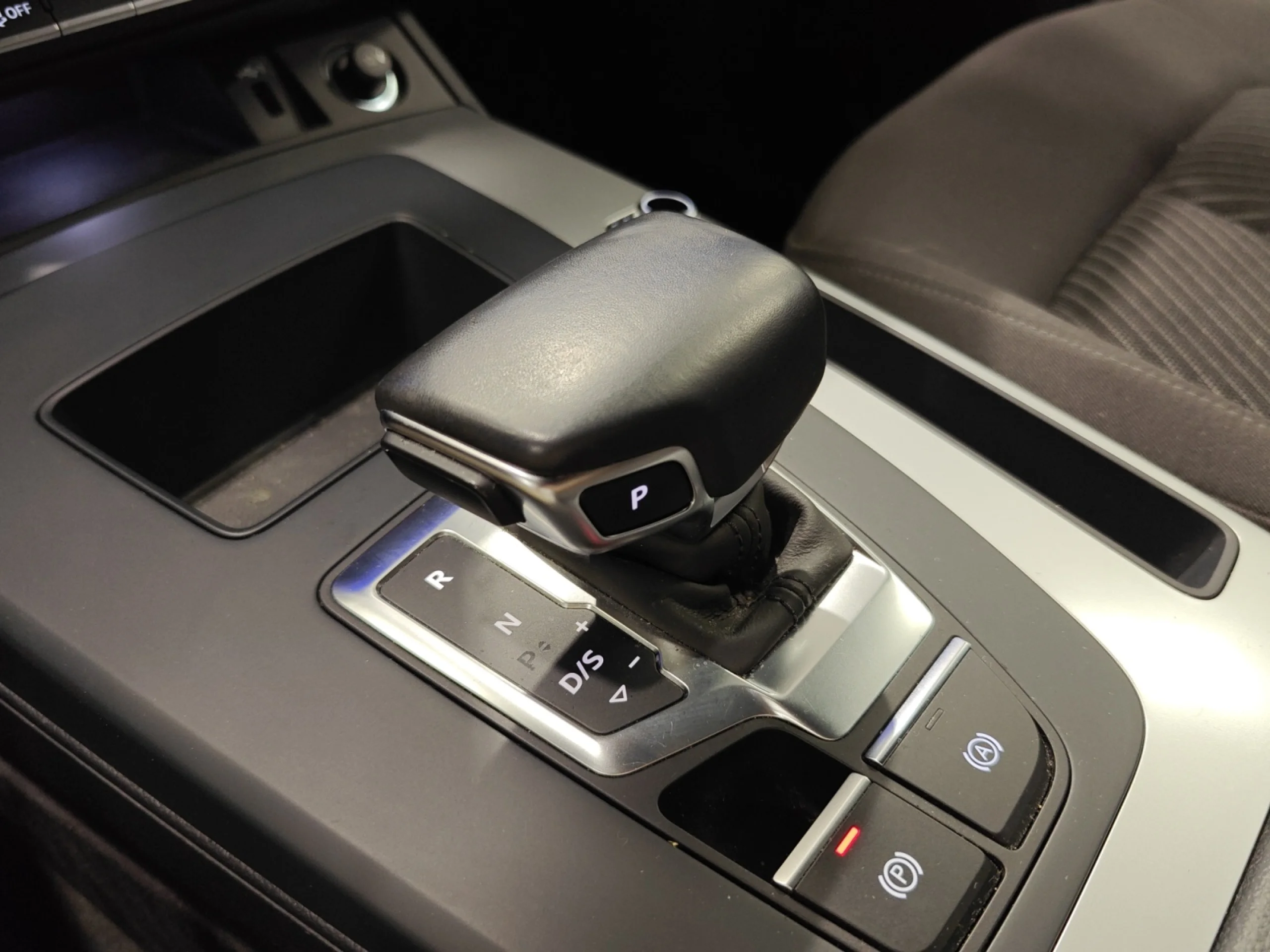 AUDI Q5 SPORTBACK ADVANCED 35 TDI 120KW S TRONIC - Foto 17