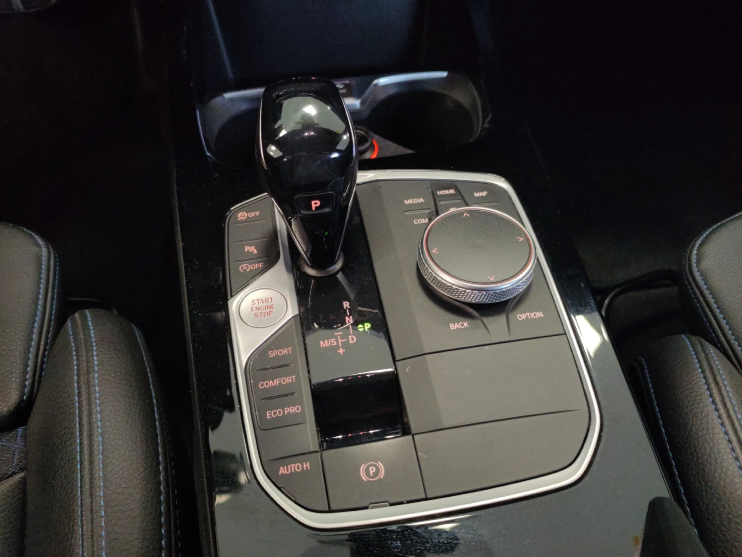 BMW SERIE 1 118I - Foto 13