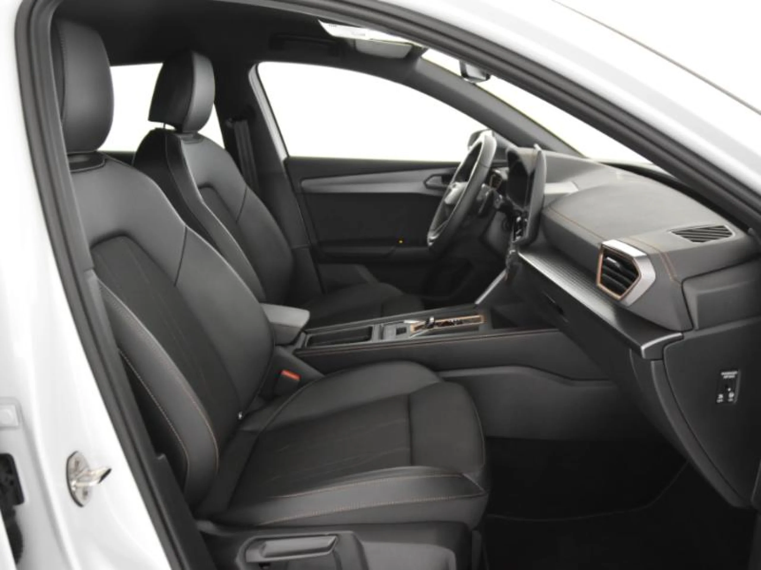 CUPRA LEON 1.5 TSI E HYBRID 150W (204CV) DSG - Foto 5