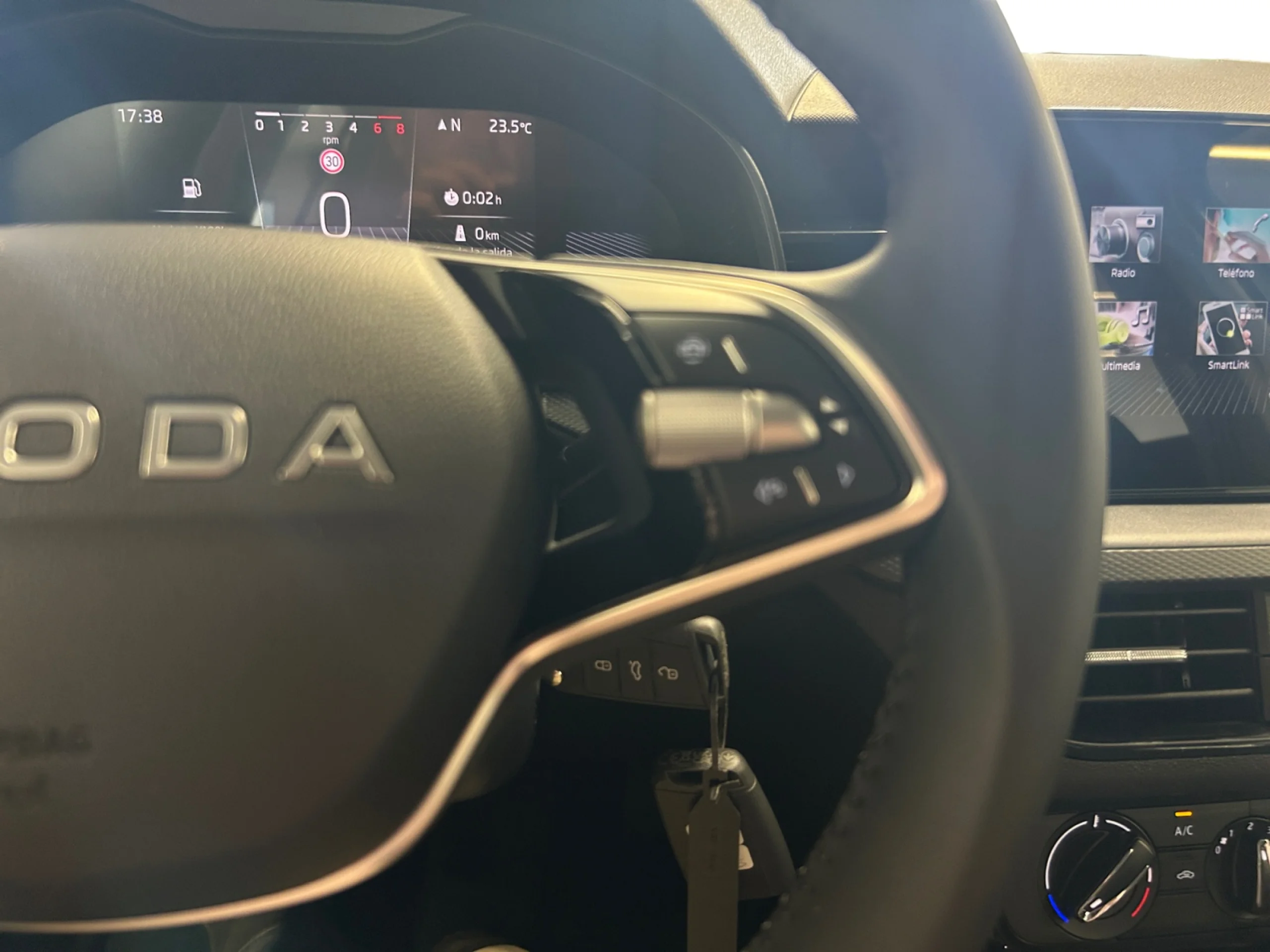 SKODA SCALA 1.0 TSI 70 KW (95 CV) GO - Foto 9