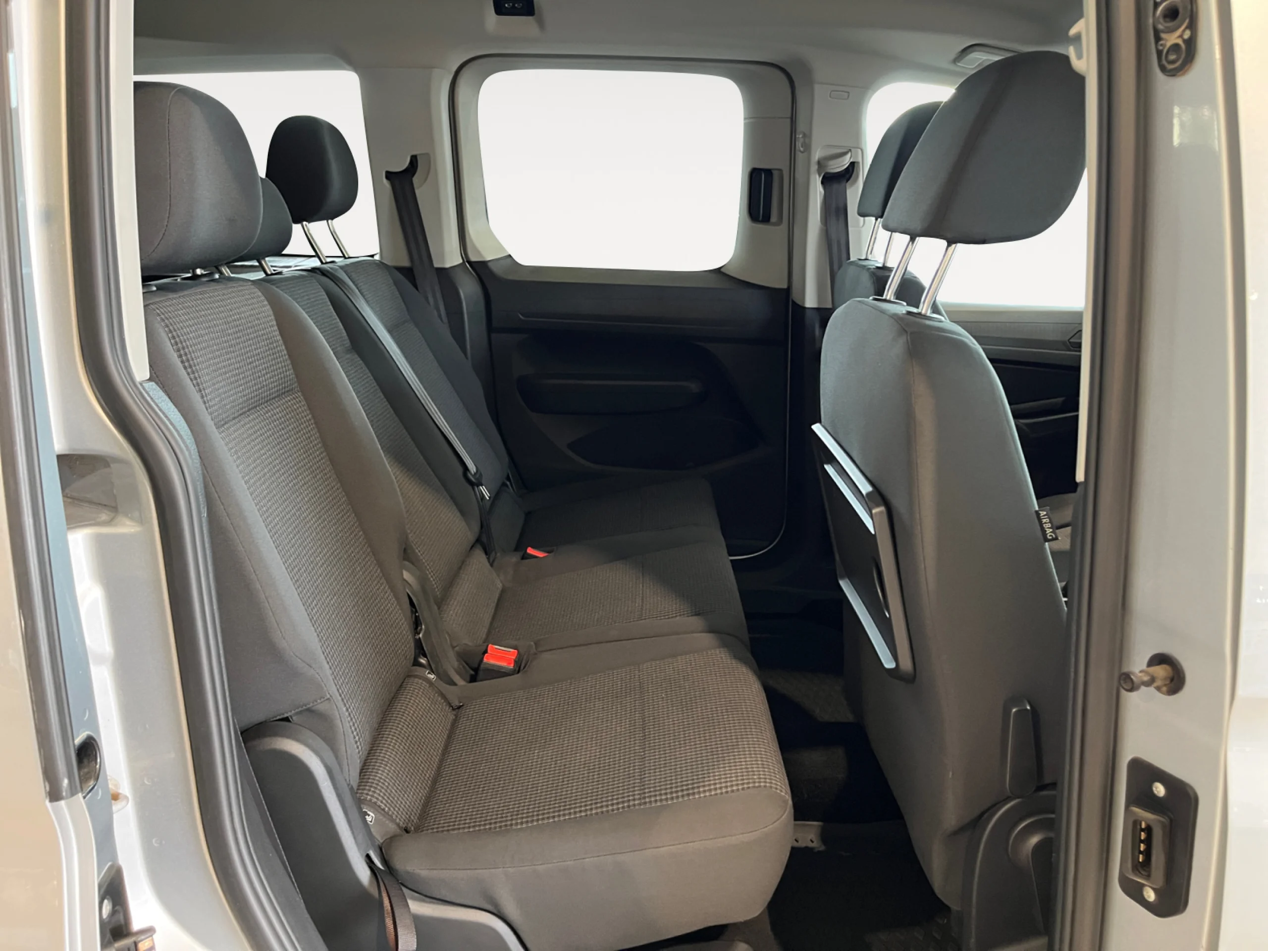 VOLKSWAGEN CADDY OUTDOOR 2.0 TDI 75KW (102CV) - Foto 6