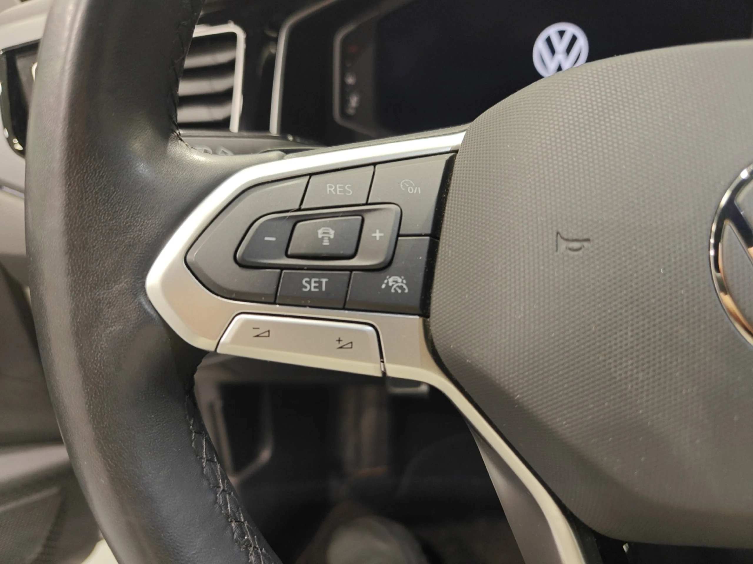 VOLKSWAGEN TAIGO R LINE 1.0 TSI 81KW (110CV) DSG - Foto 11