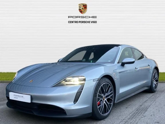 PORSCHE TAYCAN 4S