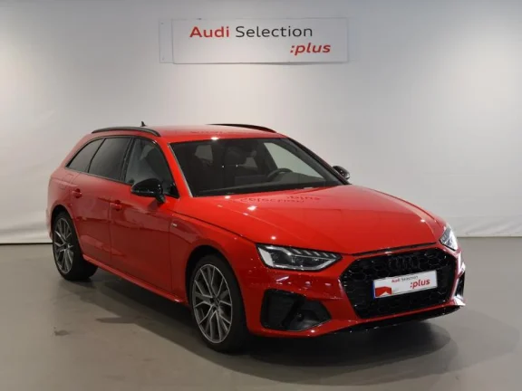 AUDI A4 AVANT BLACK LINE 30 TDI 100KW S TRONIC