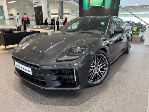 PORSCHE PANAMERA 4 E HYBRID